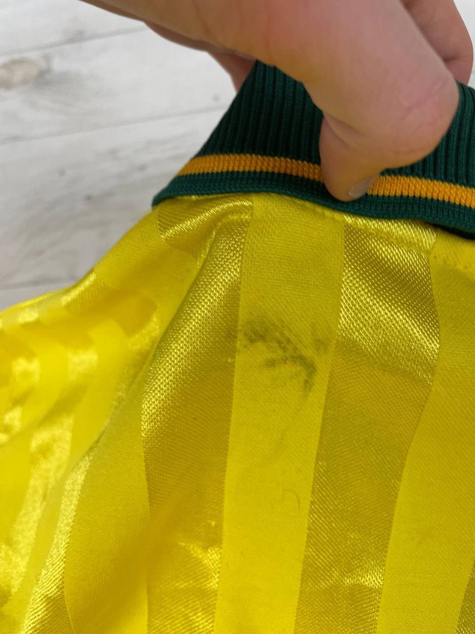 Vintage Vintage Retro Brazil 1994 1996 Home Shirt Soccer Jersey Size US L / EU 52-54 / 3 - 22 Thumbnail