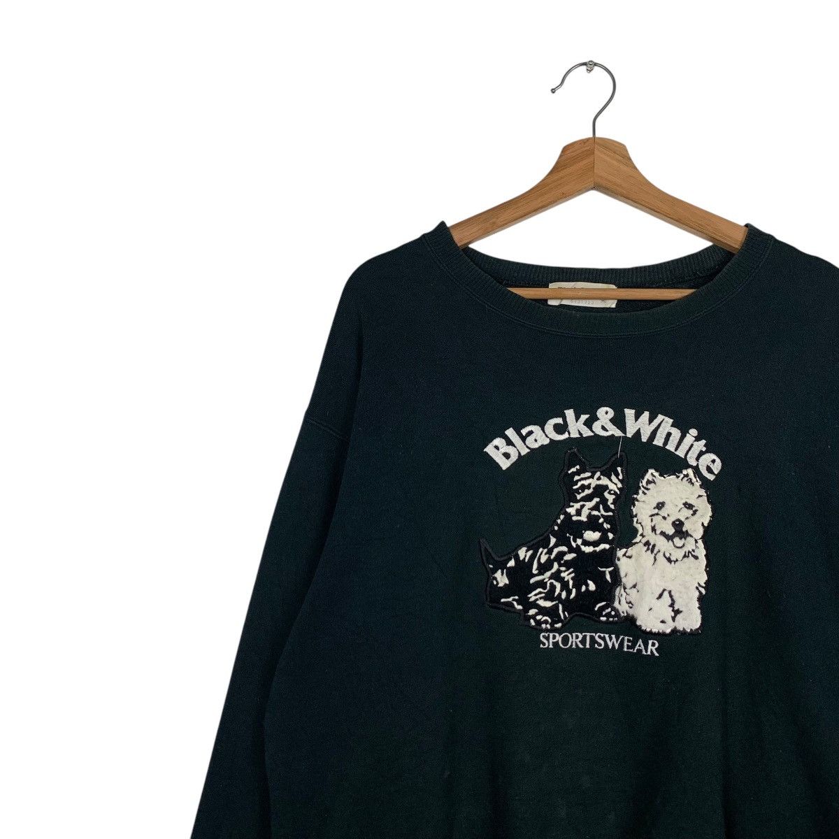 Japanese Brand BLACK & WHITE Embroidery Puppies Logo Sweatshirt #1875-C82 Size US M / EU 48-50 / 2 - 6 Thumbnail