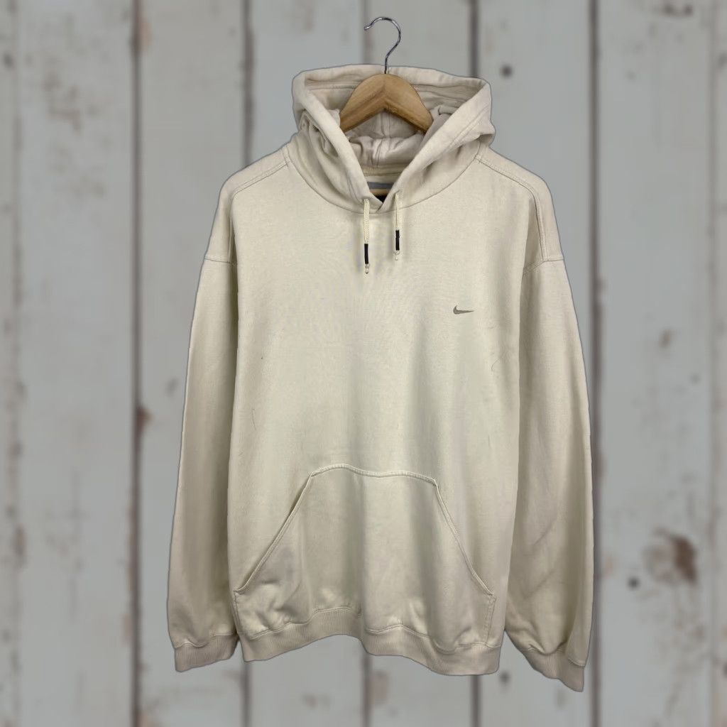Nike VINTAGE Nike Swoosh Small Logo Y2K Hoodie XL Beige 90s Men Pullover Logo Hoodie Mens Size US XL / EU 56 / 4 - 1 Thumbnail