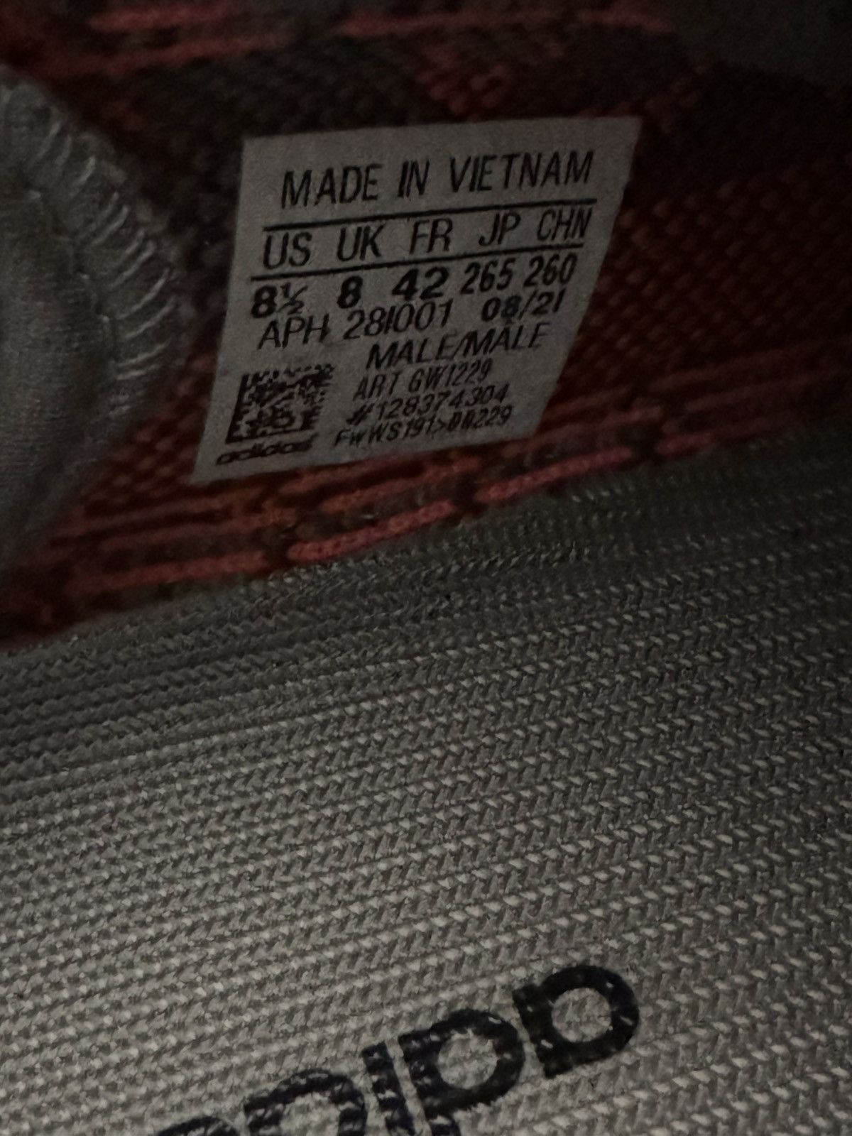 Adidas × Yeezy Yeezy 350 v2 beluga Size US 8.5 / EU 41-42 - 7 Thumbnail