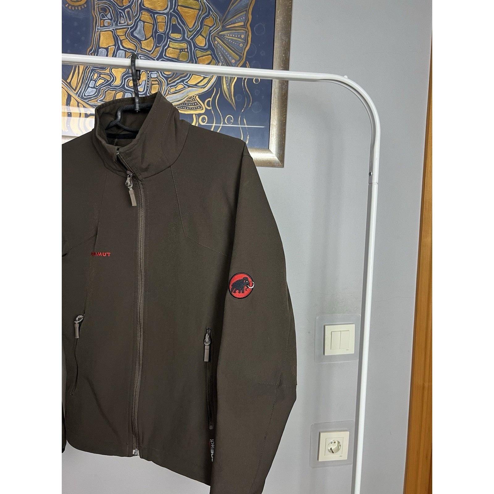 Mammut Mammut Softtech Men`s Khaki Green Softshell Jacket Size XS Size US XS / EU 42 / 0 - 6 Thumbnail
