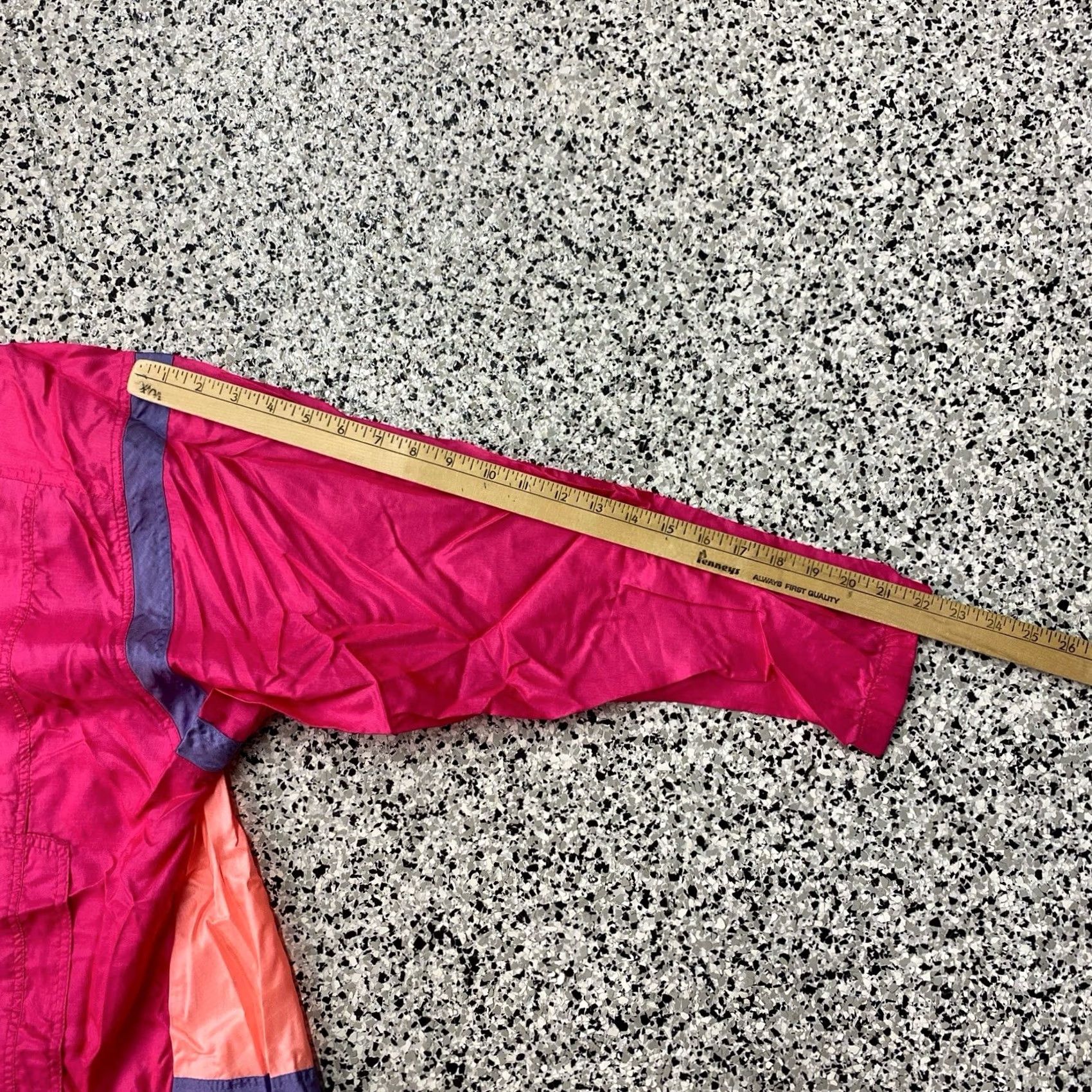 Nike VINTAGE Nike Windbreaker Womens Sz Medium Gray Tag Purple Pink 90s Jacket Size M / US 6-8 / IT 42-44 - 4 Thumbnail