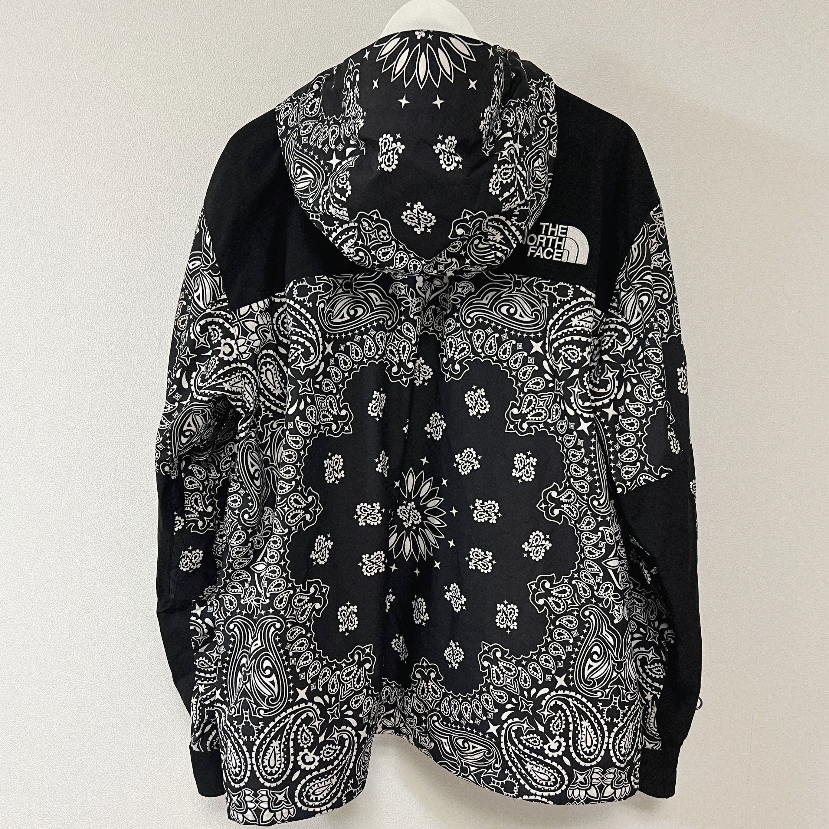 Supreme × The North Face Supreme The North Face FW14 Bandana Mountain Jacket Black Size US XL / EU 56 / 4 - 2 Thumbnail