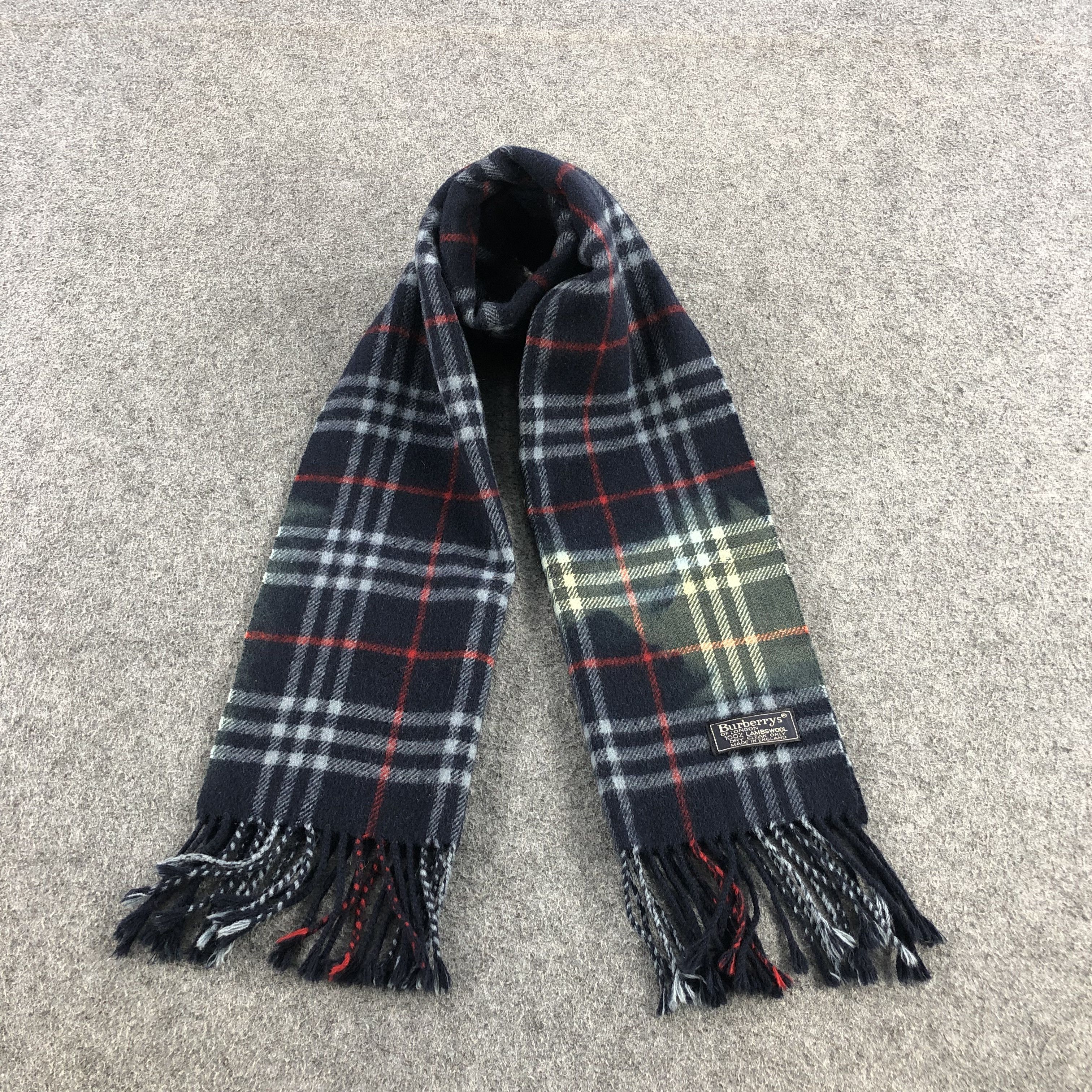 Burberrys Nova Check Blue Wool Scarf Muffler V598
