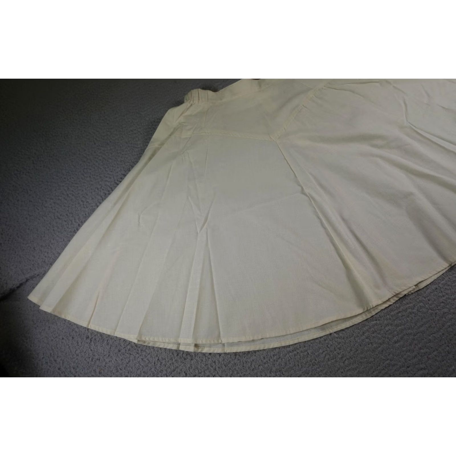 DANCER VINTAGE 1849 Authentic Ranchwear White Western Skirt Womens Medium Knee Length Elastic Waist Cowboy Theme Mens? No. Size 32" / US 10 / IT 46 - 5 Thumbnail