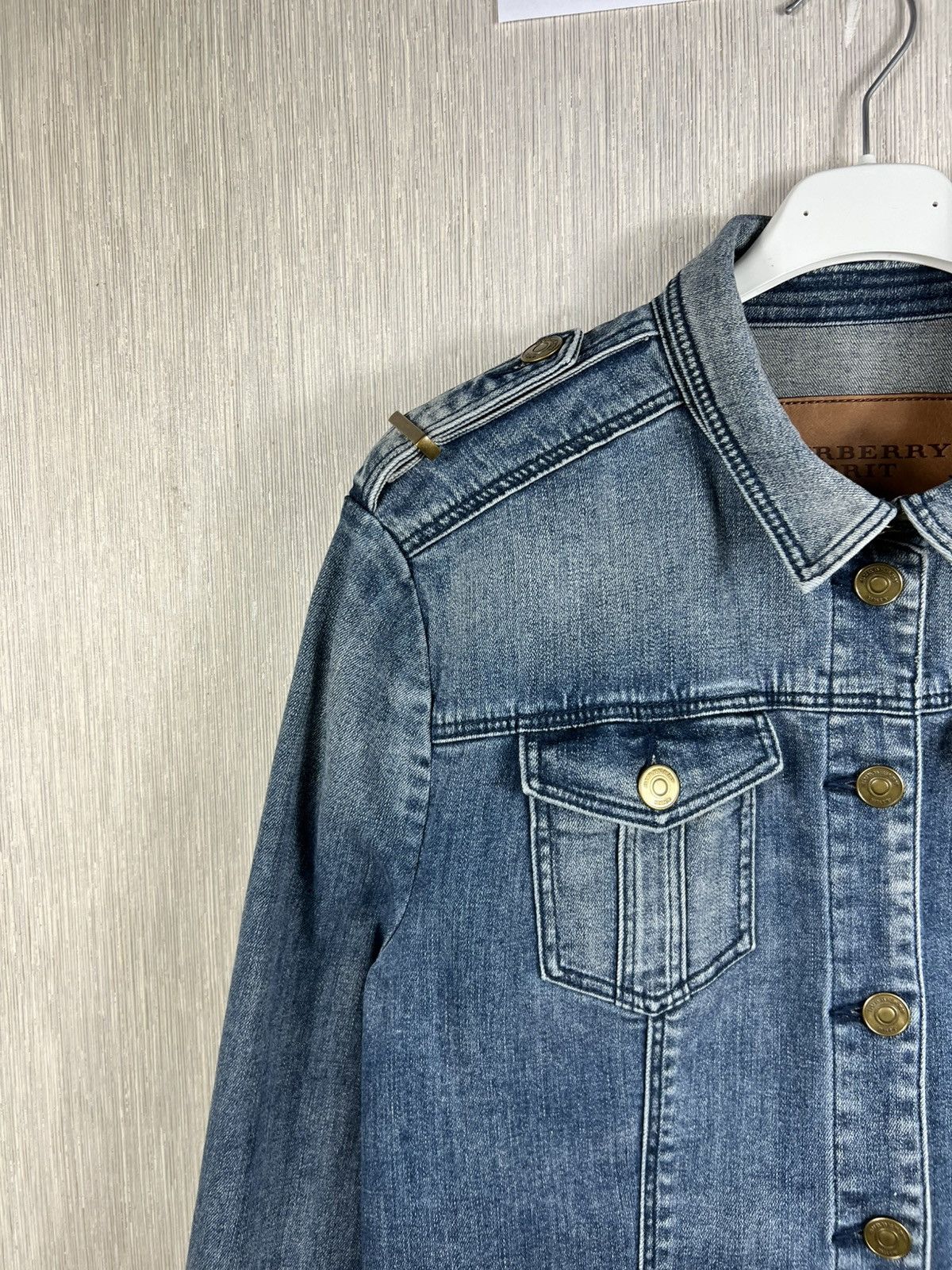 Burberry Burberry Brit denim jacket jeans old money luxury washed Size XL / US 12-14 / IT 48-50 - 5 Thumbnail