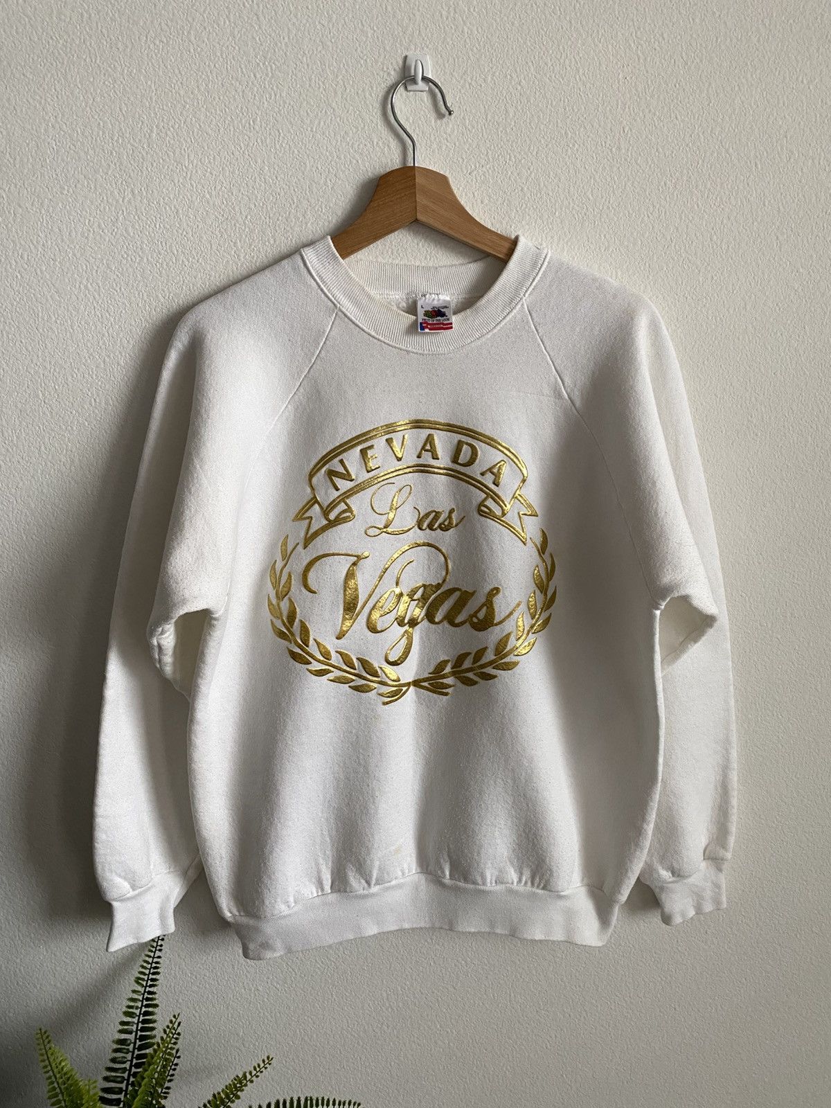 Vintage Vintage 90s Las Vegas Crewneck Sweatshirt Size US L / EU 52-54 / 3 - 1 Thumbnail