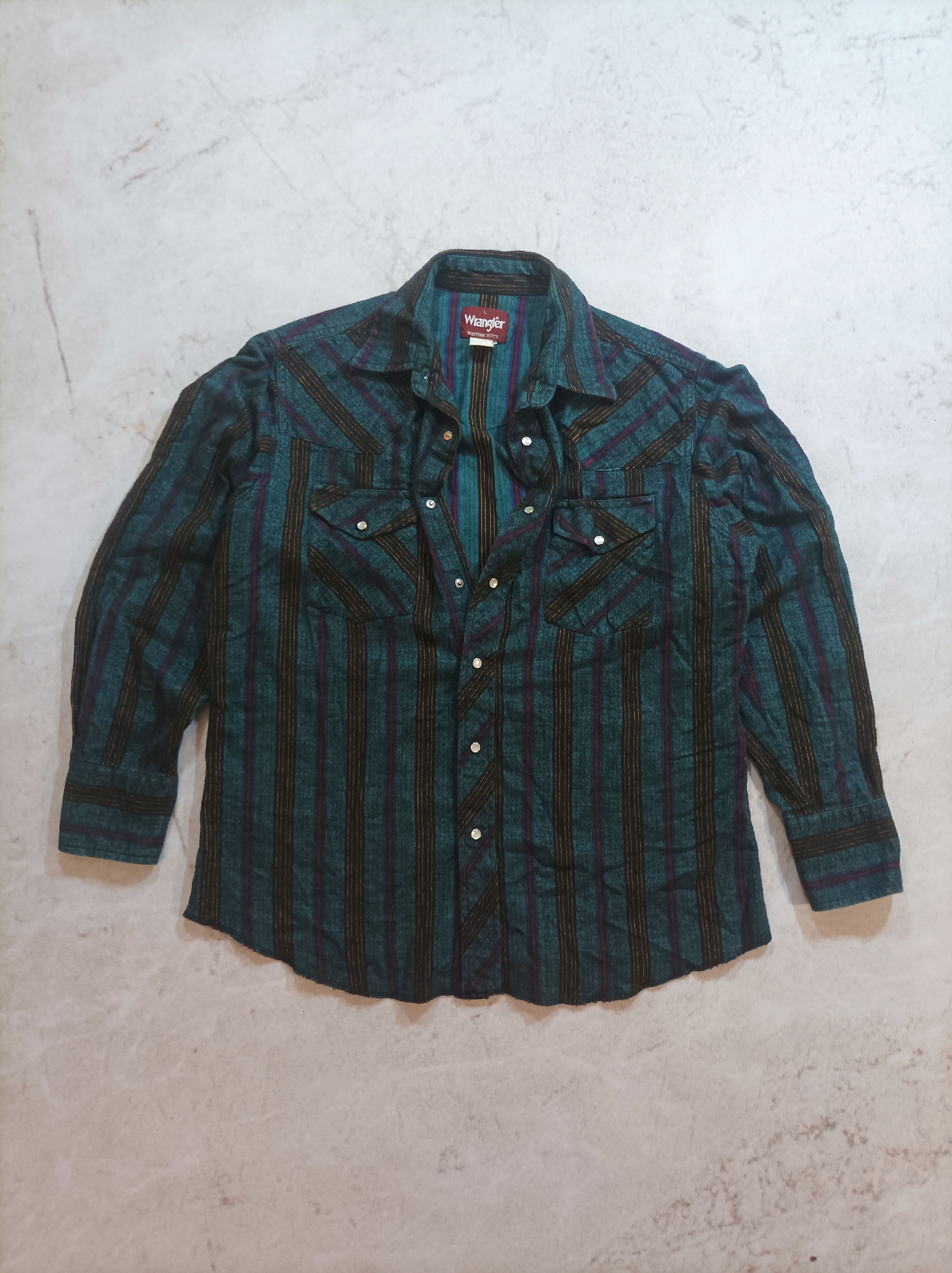 Cowboy Equipment 90s Wrangler Western Flannel Shirt Aztec / Checotah Striped Size US M / EU 48-50 / 2 - 1 Thumbnail