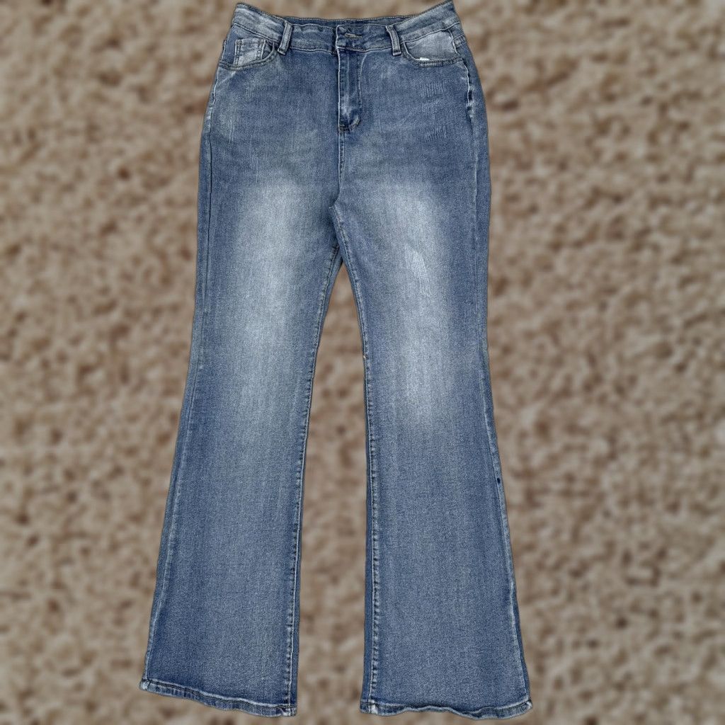 Denime Flare Jeans Womens Large Blue Med Wash Mid Rise Stretch Regular Fit 26x29 Denim Size 36" / US 14 / IT 50 - 1 Thumbnail
