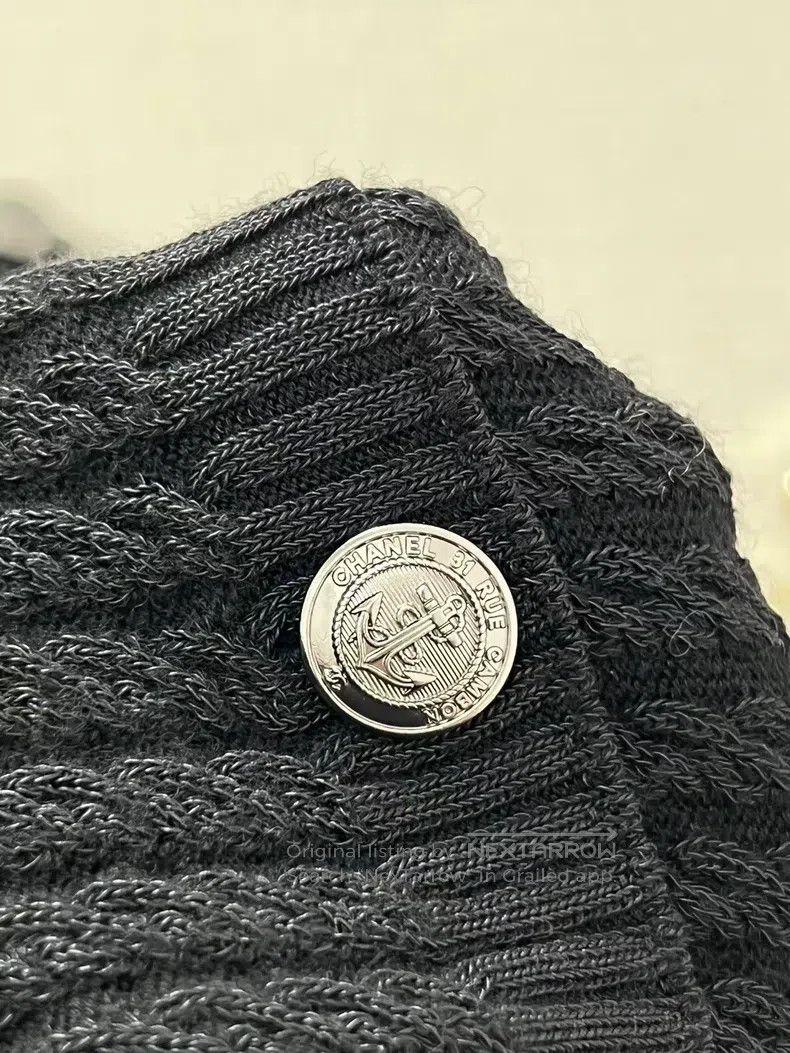 Other Chanel Button-knitted long sleeves Size XS / US 0-2 / IT 36-38 - 3 Thumbnail