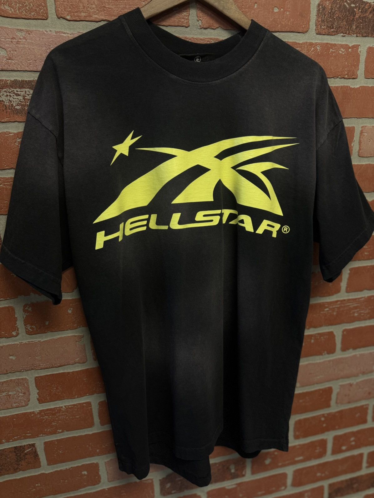 HELLSTAR Hellstar Black Yellow Logo Tee Shirt 100% Authentic Size M Size US M / EU 48-50 / 2 - 2 Thumbnail
