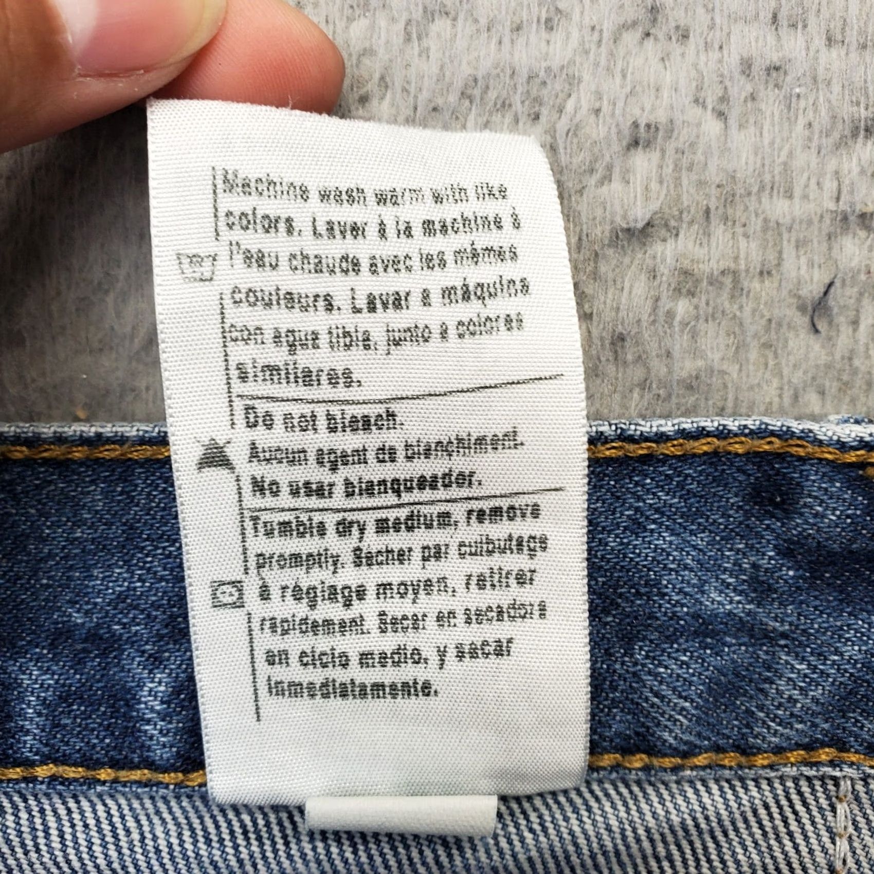 Carhartt Carhartt Men Jeans 44/34 Blue Denim Straight Leg 5-Pocket Relaxed Fit High Waist Denim Jeans Mens Size 44/34 Blue Size US 44 / EU 60 - 7 Thumbnail