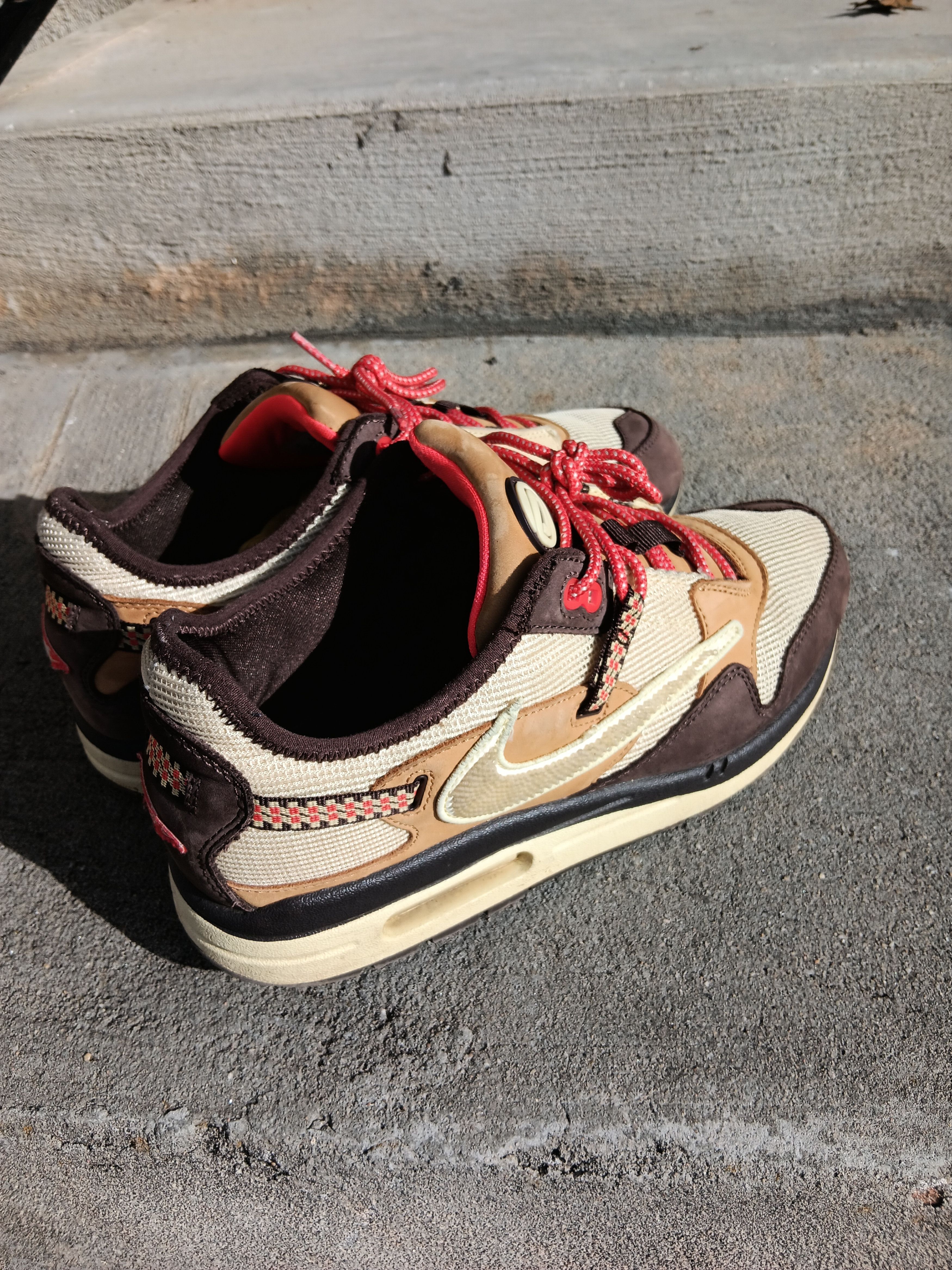 Travis Scott Nike Air Max 1 Travis Scott Cactus Jack "Baroque Brown". Size US 10 / EU 43 - 5 Thumbnail