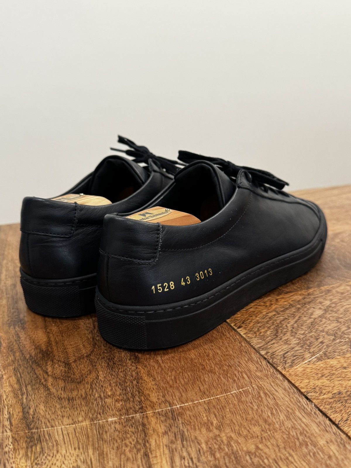 Common Projects Common Projects Achilles Low Navy Size 43 (US 10) 9/10 Size US 10 / EU 43 - 2 Thumbnail