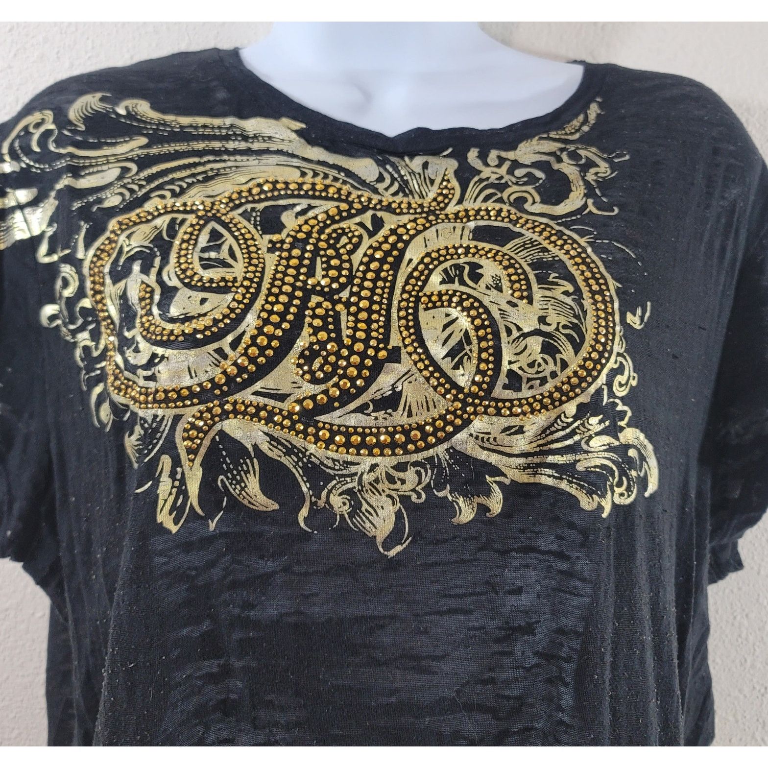 Other Fabulosity Black Gold Metal Studded Burnout Material Top 2X Size XXL / US 16-18 / IT 52-54 - 6 Thumbnail