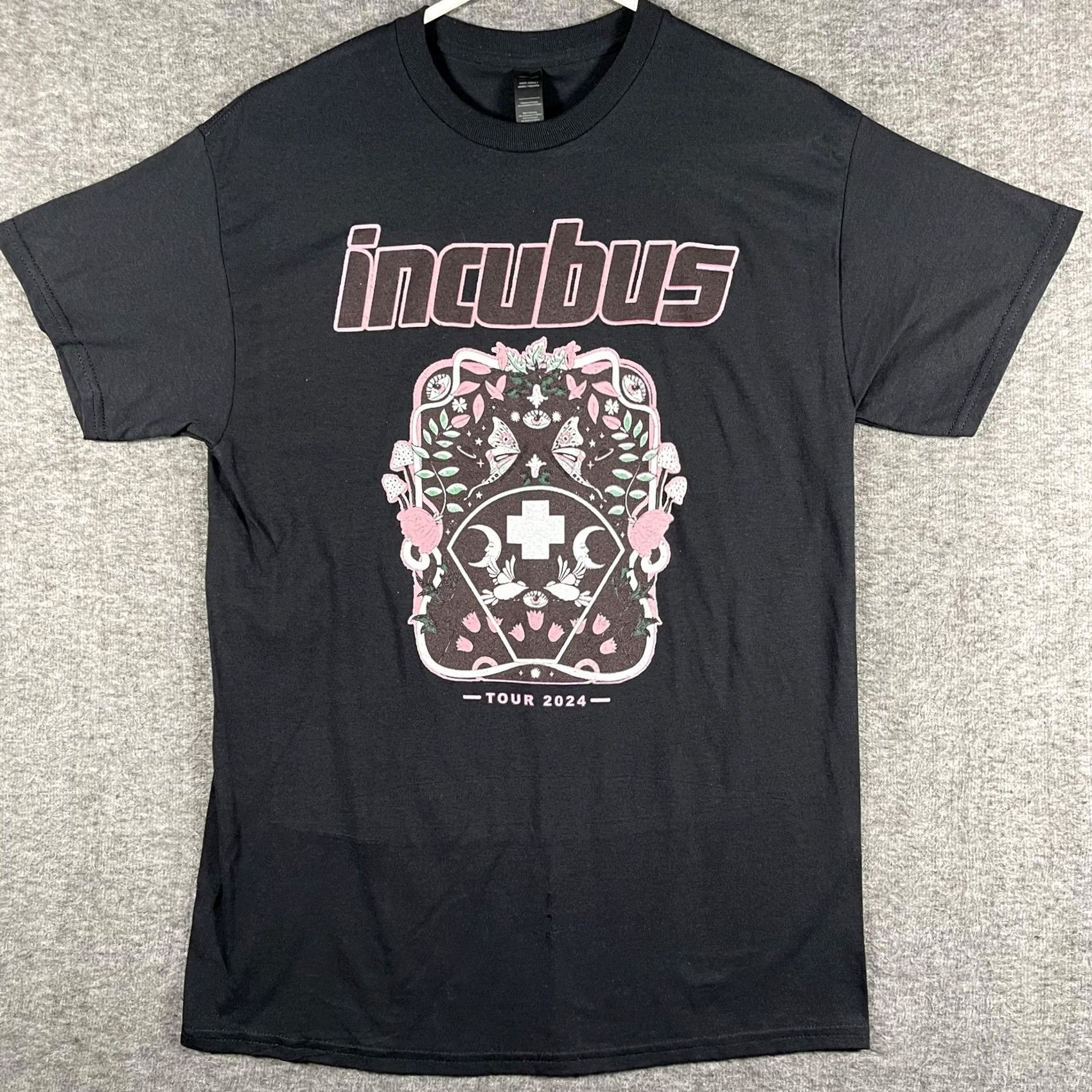 Gildan VINTAGE? Incubus Shirt Mens Medium Black 2024 Tour Coheed & Cambria Graphic Band Tee Size US M / EU 48-50 / 2 - 2 Thumbnail