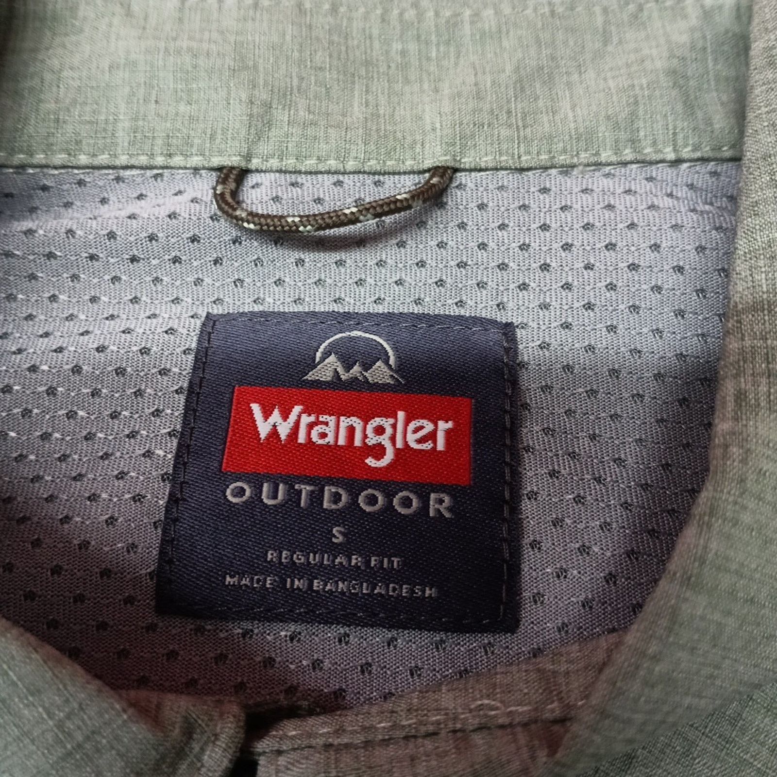 Wrangler Wrangler Men's S Green Hike Shirt Vented Roll Tab UPF 40+ Size US S / EU 44-46 / 1 - 6 Thumbnail