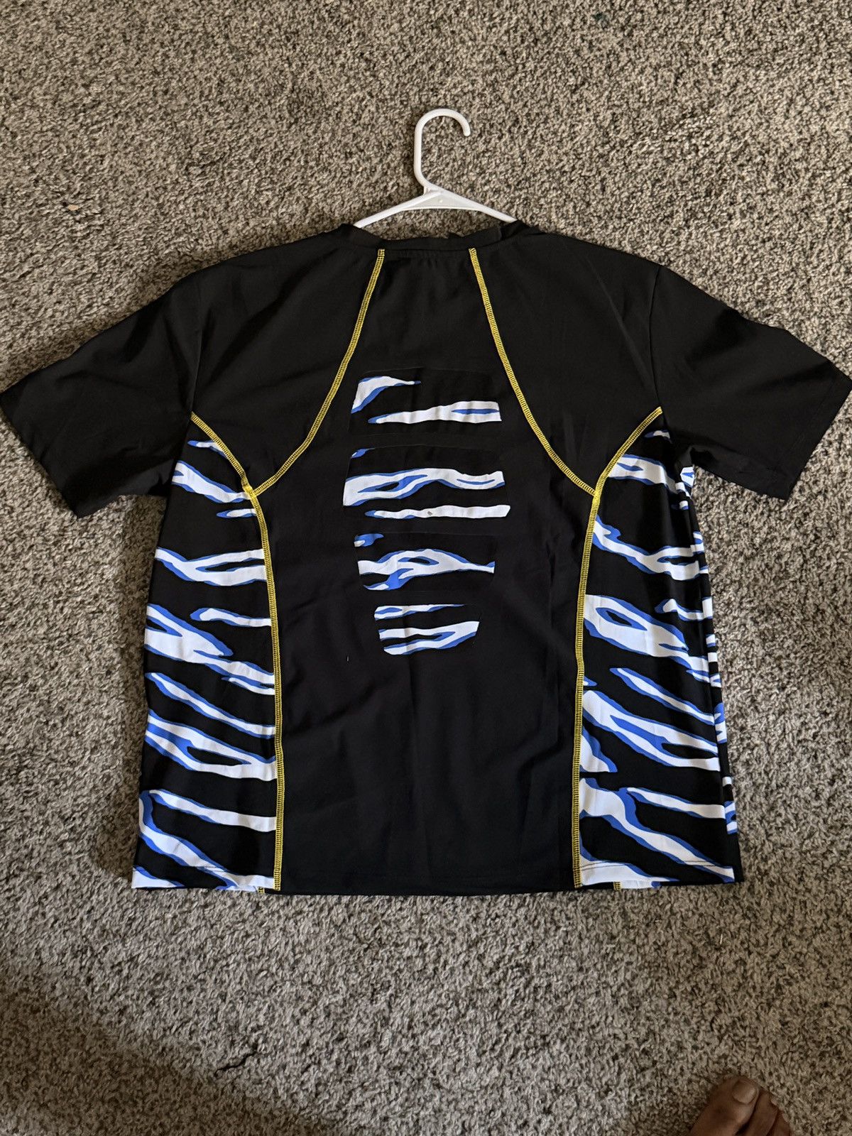 Roberto Cavalli XXL ROBERTO CAVALLI Size US XXL / EU 58 / 5 - 2 Thumbnail
