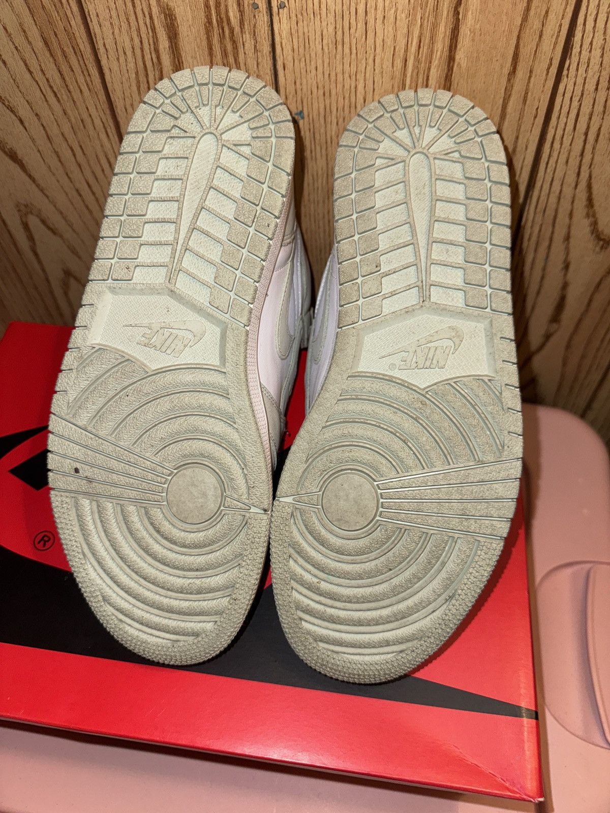 Jordan Brand Jordan 1 Seafoam (3 pairs laces) Size US 8.5 / EU 41-42 - 5 Thumbnail