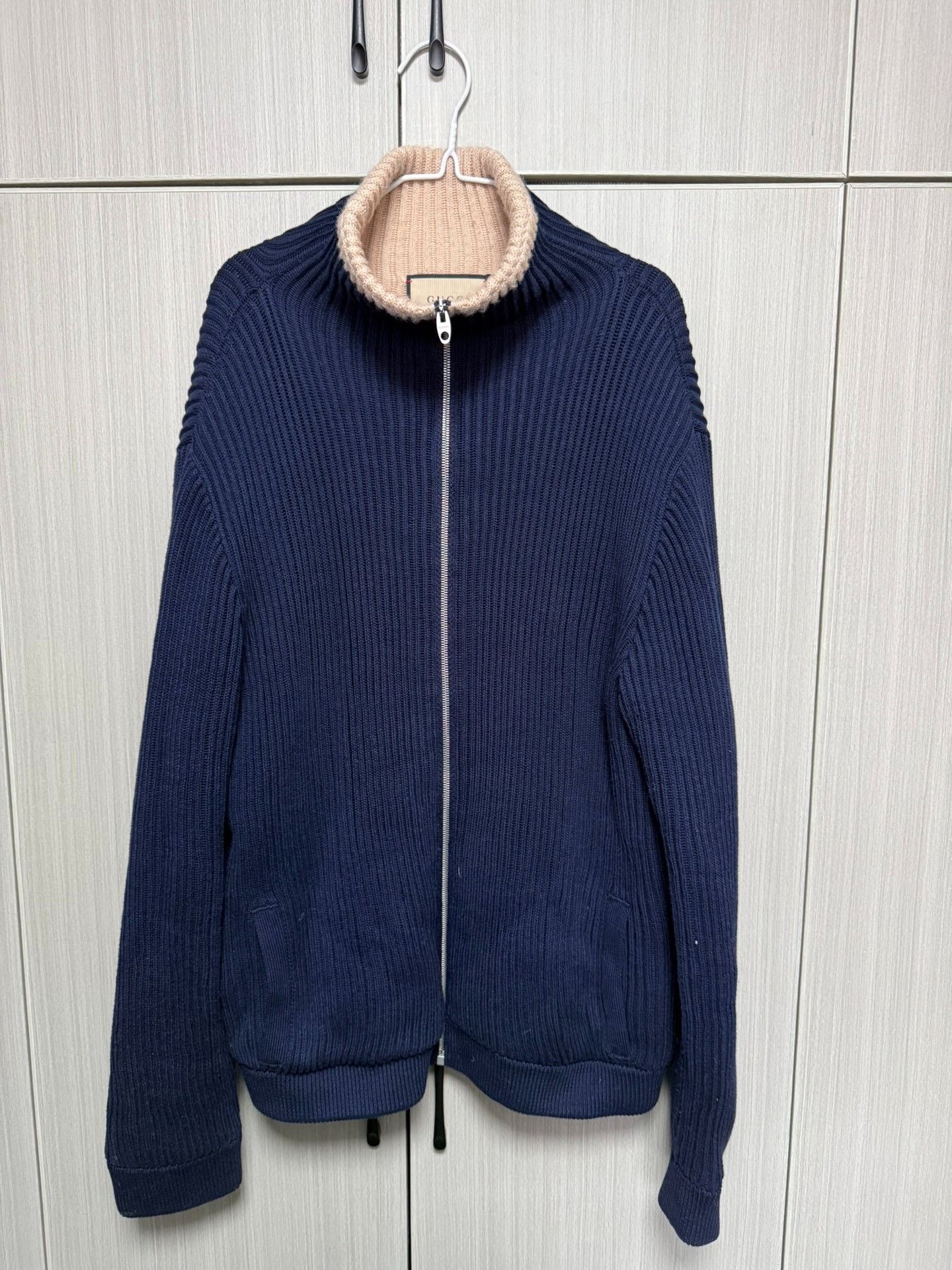 Gucci Gucci Blue Sweater XL Women Size XL / US 12-14 / IT 48-50 - 1 Thumbnail