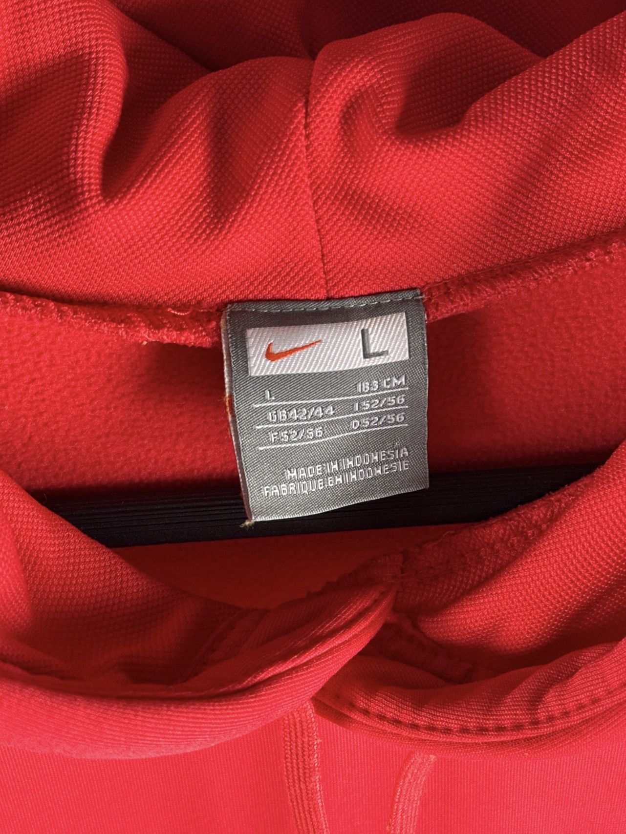 Nike Vintage Y2K Nike Tiempo Switzerland Hoodie Red Size US L / EU 52-54 / 3 - 4 Thumbnail