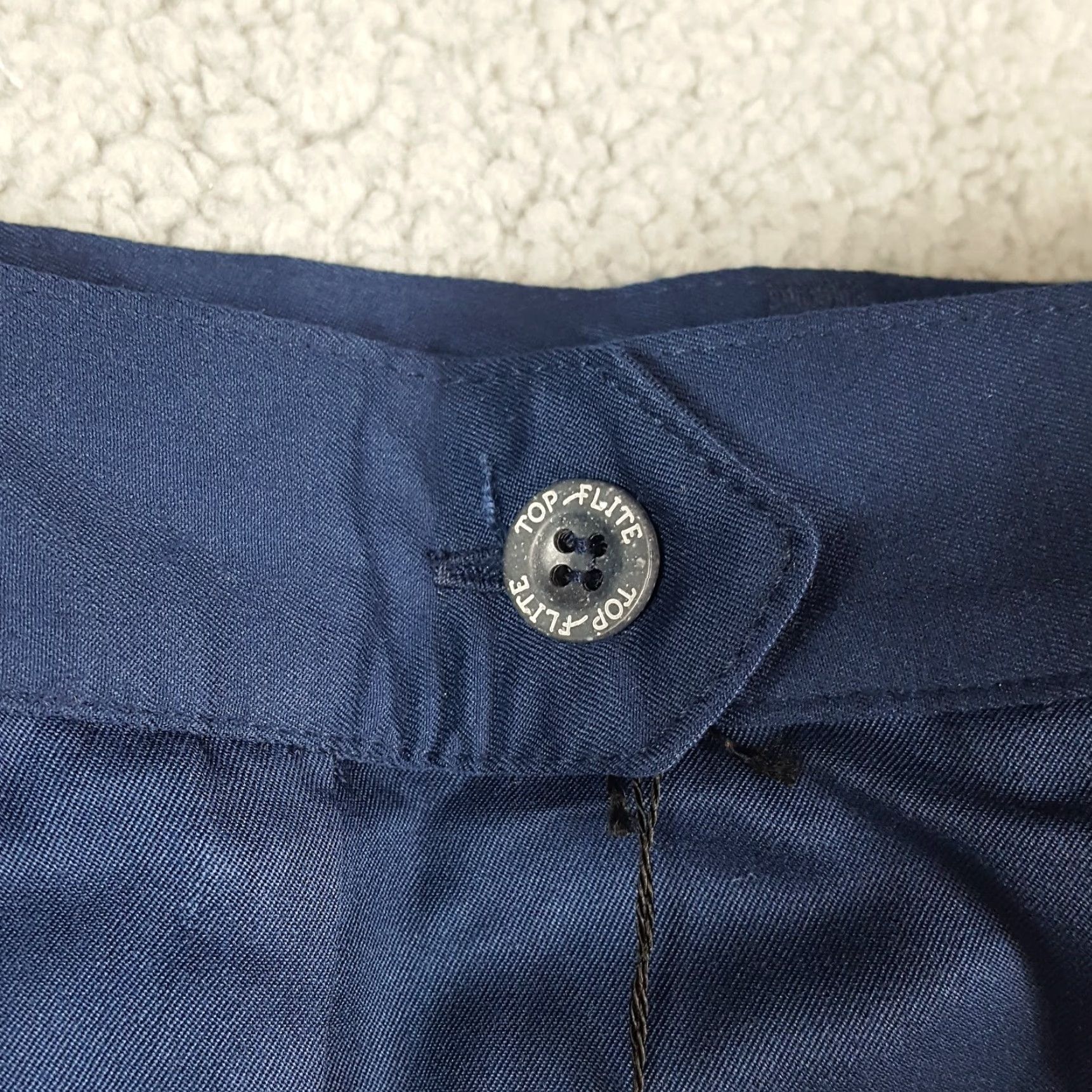 Spalding VINTAGE Spalding Relaxed Fit Pleated Front Preppy Golf Size 12 High Waist Navy Blue Chino Shorts Women 12 Navy Blue Chino Shorts Size 34" / US 12 / IT 48 - 3 Thumbnail