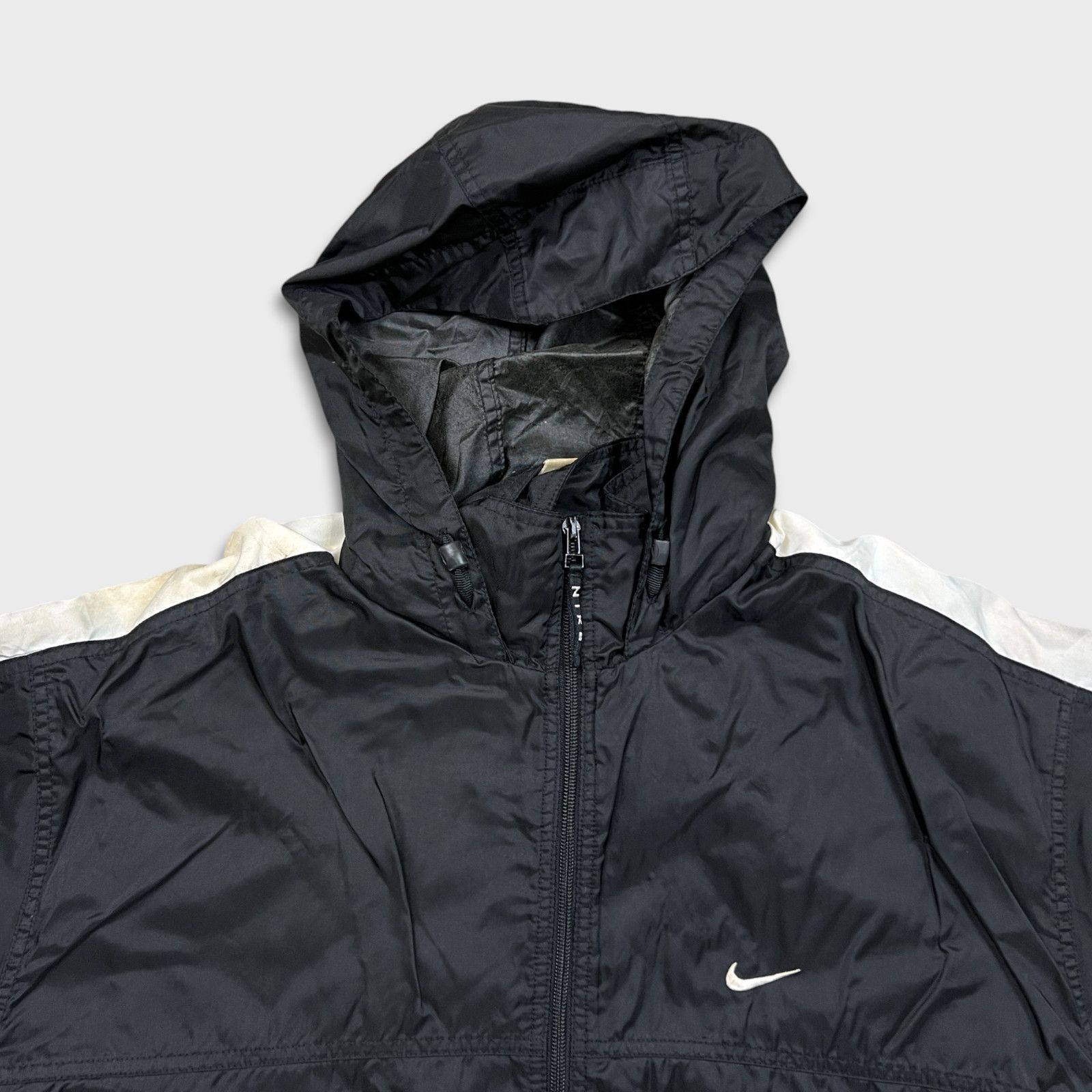Nike × Vintage Vintage 90s Nike Jacket Large Sportswear Swoosh Windbreaker Size US L / EU 52-54 / 3 - 2 Thumbnail