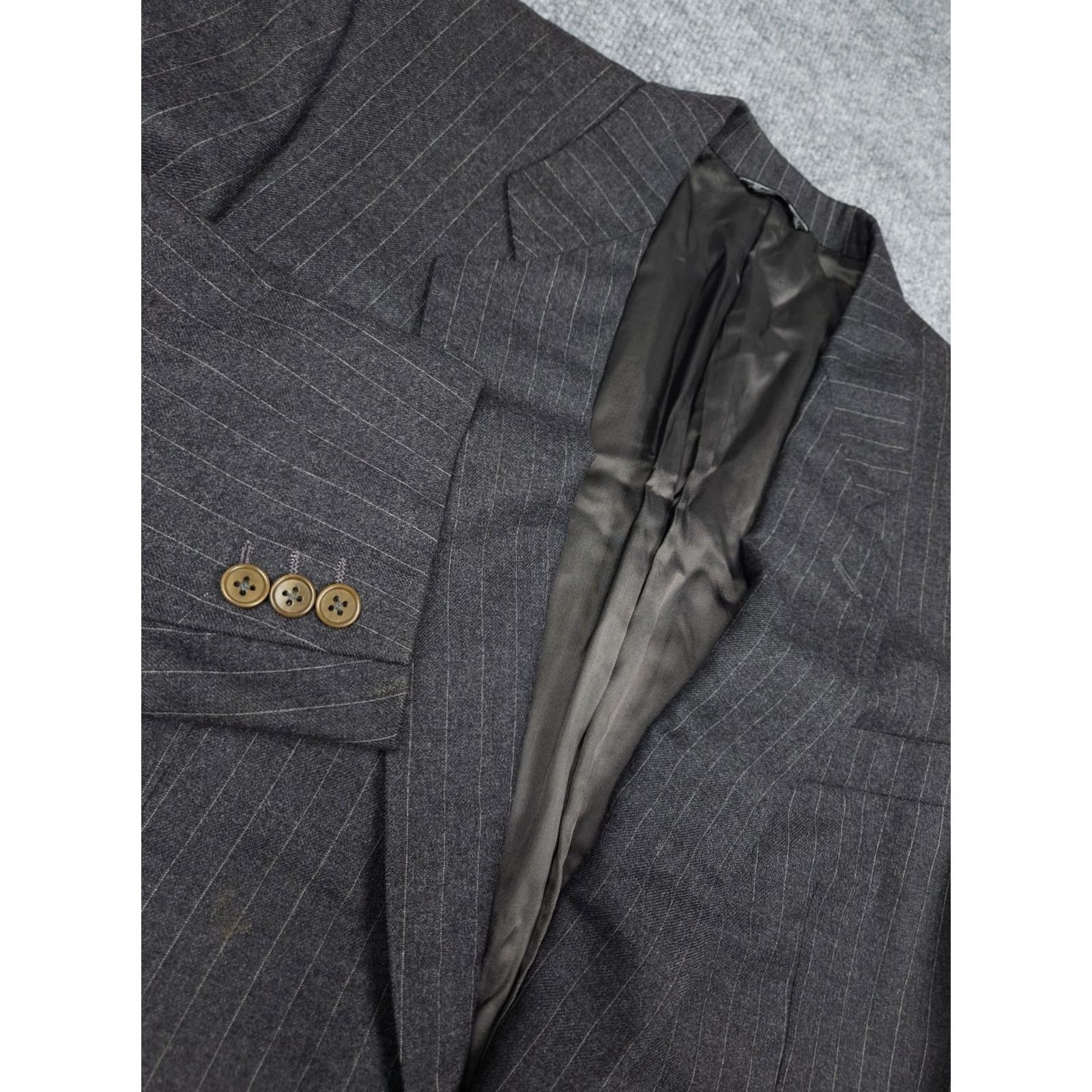Ermenegildo Zegna Ermenegildo Zegna Blazer Jacket Men's 44 Gray Pin Stripe Wool Regular Single-Breasted blazer, Wool, Dry Clean Only, Men Size 44R - 4 Thumbnail