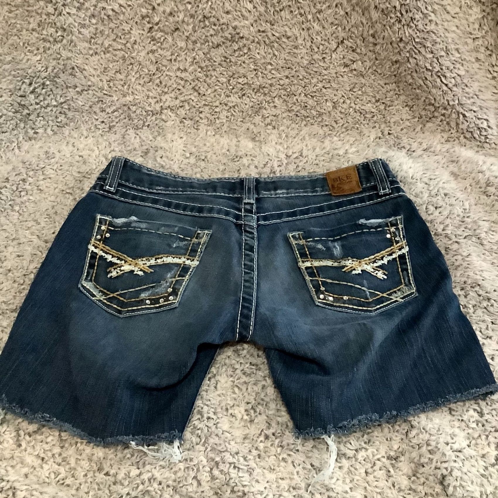Vintage BKE Buckle Stella Jean Shorts Women 28 Blue Distressed Thick Stitch Stretch Denim Short Stella Size 28" / US 6 / IT 42 - 7 Thumbnail