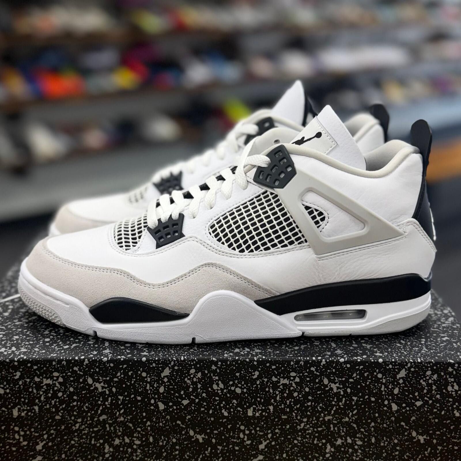 Jordan Brand Jordan 4 Retro Military Black - Preowned Size US 12 / IT 42 - 3 Thumbnail