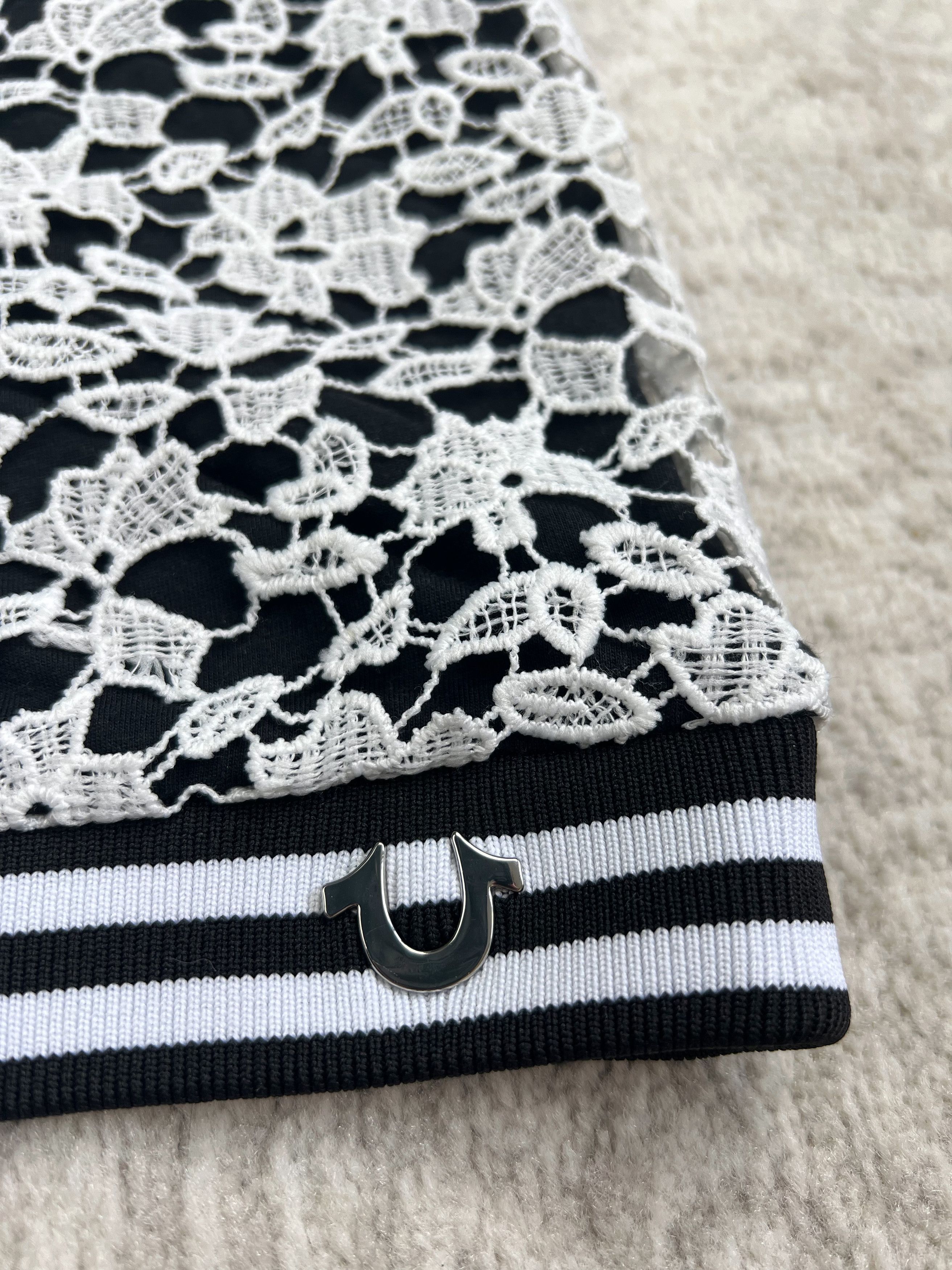 True Religion True Religion XS Lace Mesh Tank Top Black White High Neck Size XS / US 0-2 / IT 36-38 - 4 Thumbnail