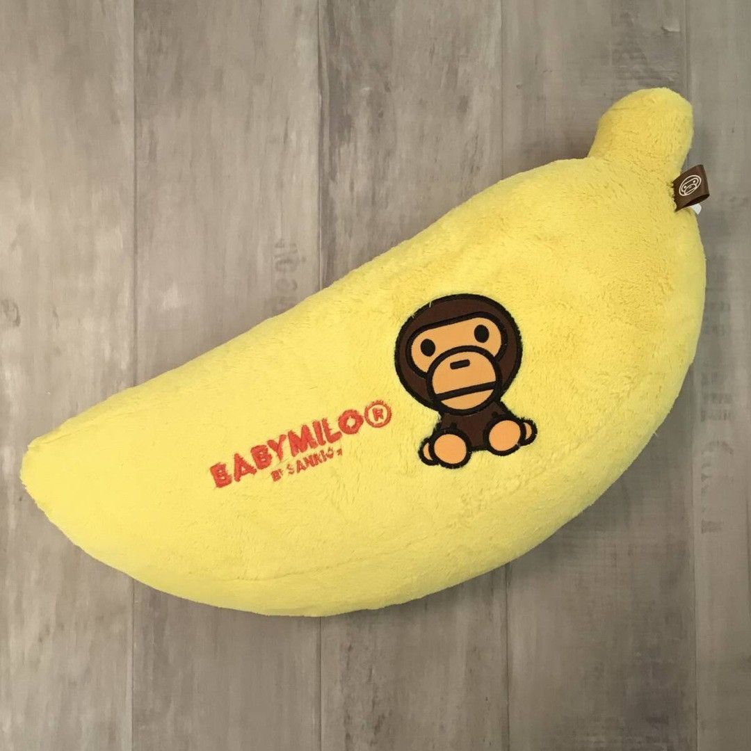 Bape BAPE × Sanrio Milo Fluffy Banana Cushion Pillow APE NIGO Size ONE SIZE - 1 Thumbnail