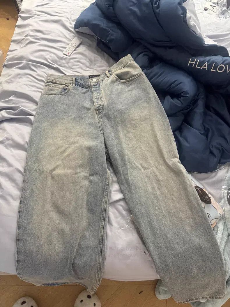 Balenciaga Balenciaga size M Denim Jeans Size US 27 - 1 Thumbnail