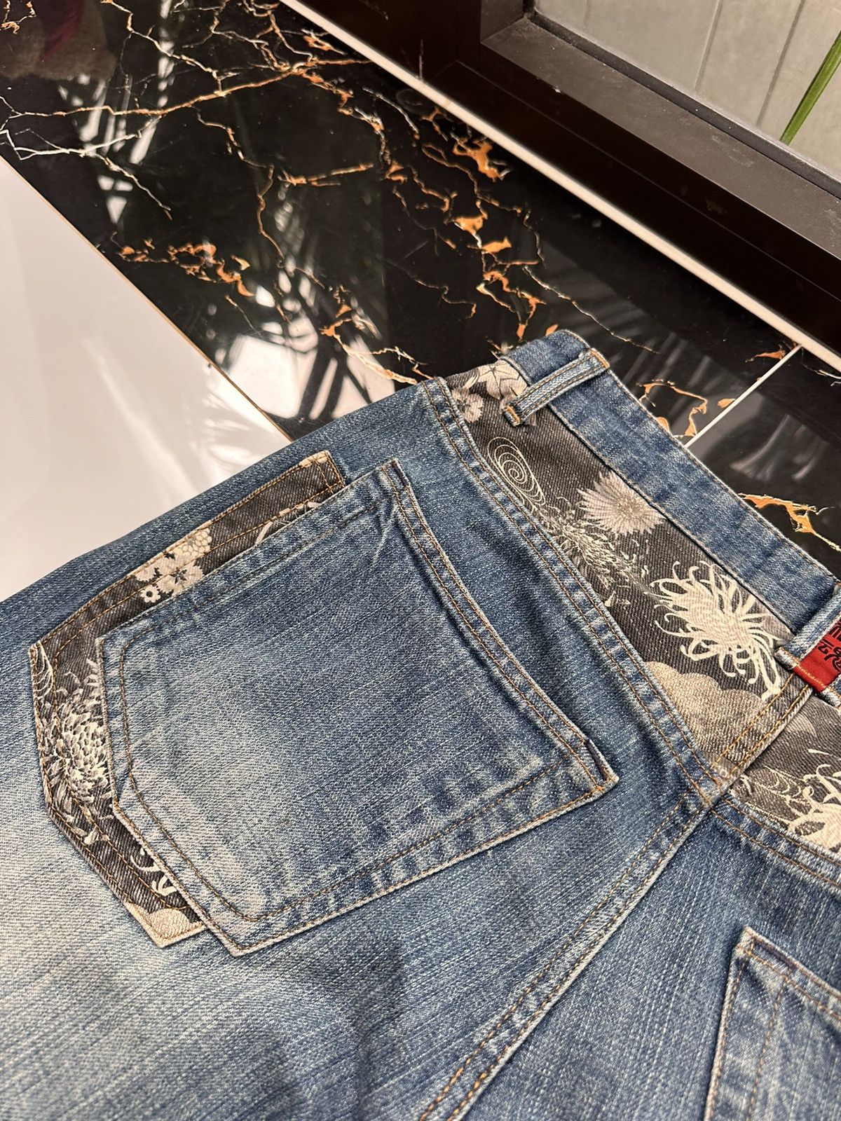 Japanese Brand × KARA × Vintage KARA KURI VINTAGE Y2K KOI FISH MULTI POCKET JEANS Size US 32 / EU 48 - 8 Thumbnail