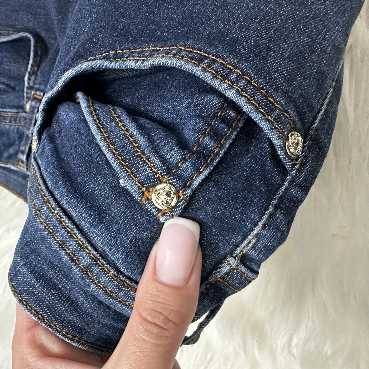 Designer Versace jeans vintage luxury brand Size 26" / US 2 / IT 38 - 10 Thumbnail