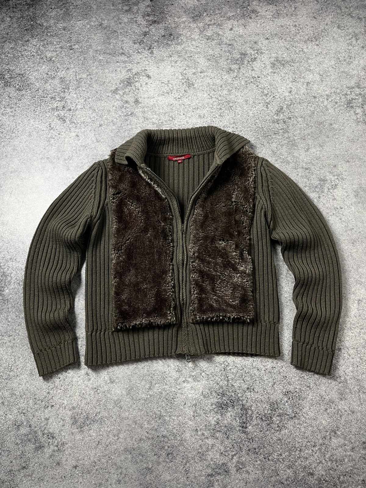 Hysteric Glamour 🔥FAUX FUR IF SIX WAS NINE VIBE CROPPED ZIP SWEATER JACKET Size US S / EU 44-46 / 1 - 3 Thumbnail