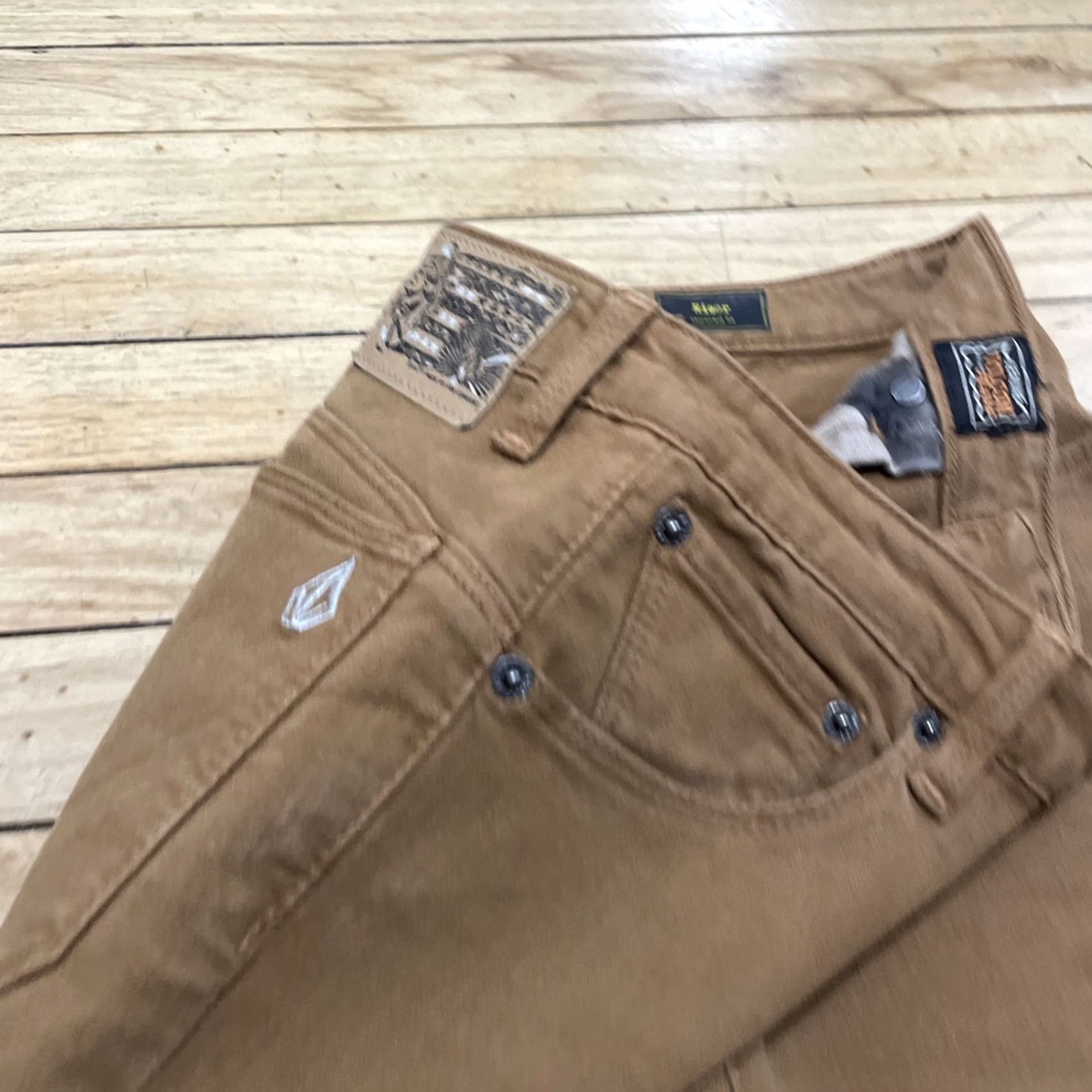 Volcom VOLCOM Jeans Riser Taper Fit Women 27 Brown Straight Beach Skater Pants New Size 27" / US 4 / IT 40 - 4 Thumbnail