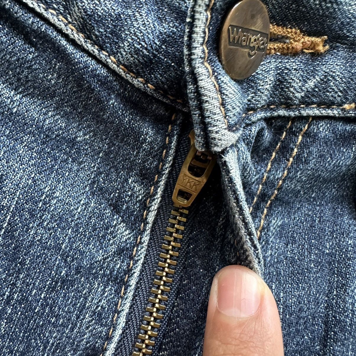 Japanese Brand × Jean × Vintage Vintage Wrangler Distressed Faded Denim Jean Pant W34 Size US 34 / EU 50 - 5 Thumbnail