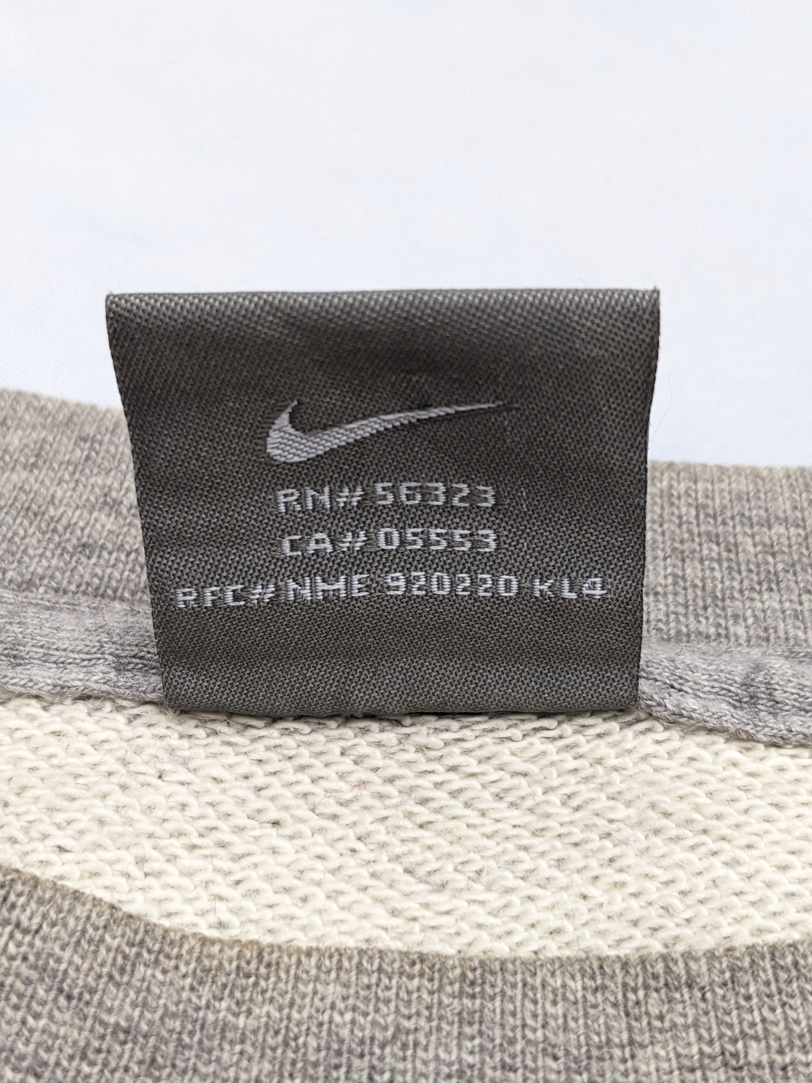 Nike VINTAGE Y2K NIKE SWOOSH STREETWEAR SWEATSHIRT Size US M / EU 48-50 / 2 - 10 Thumbnail