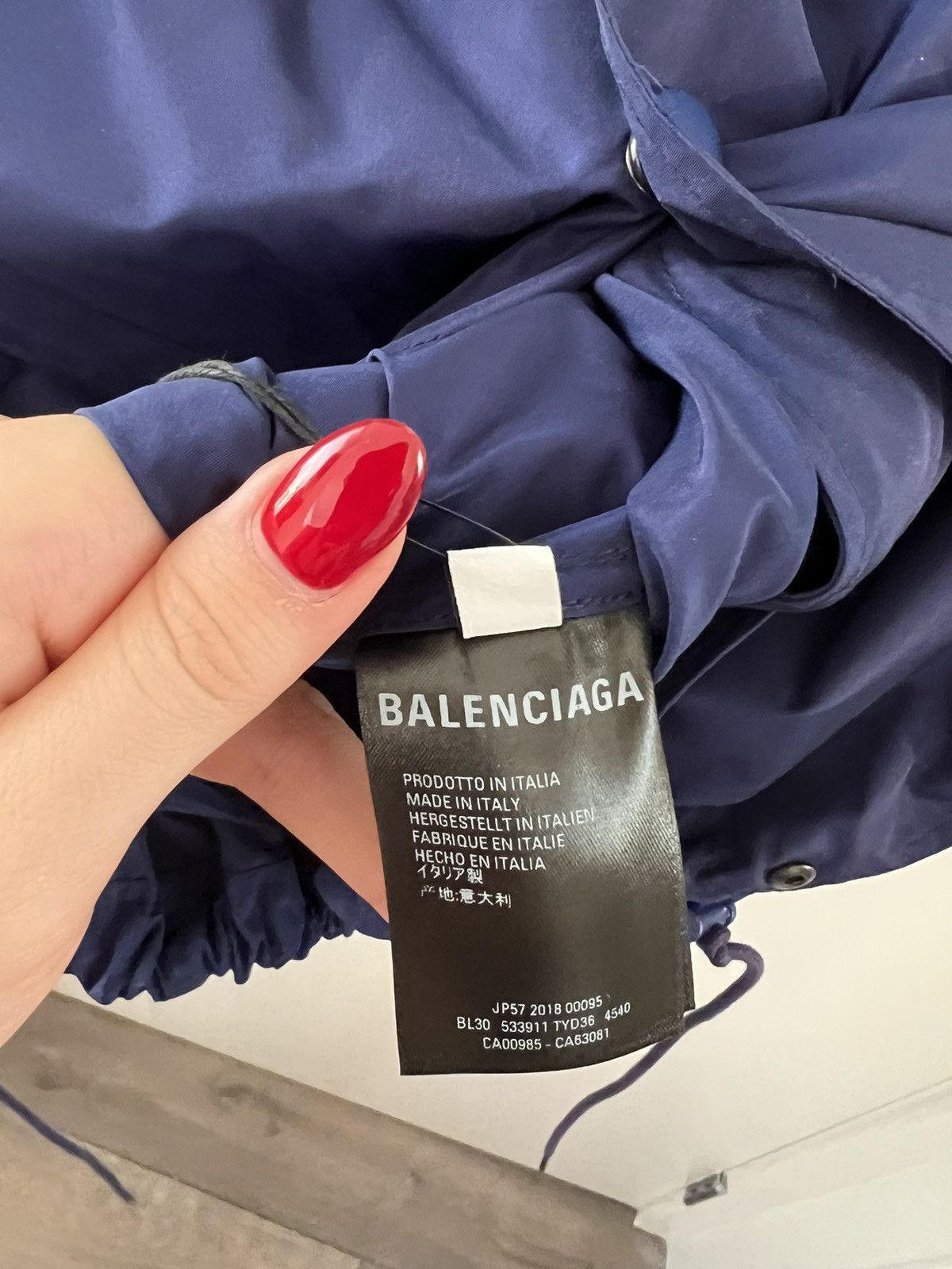 Balenciaga Balenciaga Navy Wind Breaker Size US M / EU 48-50 / 2 - 3 Thumbnail