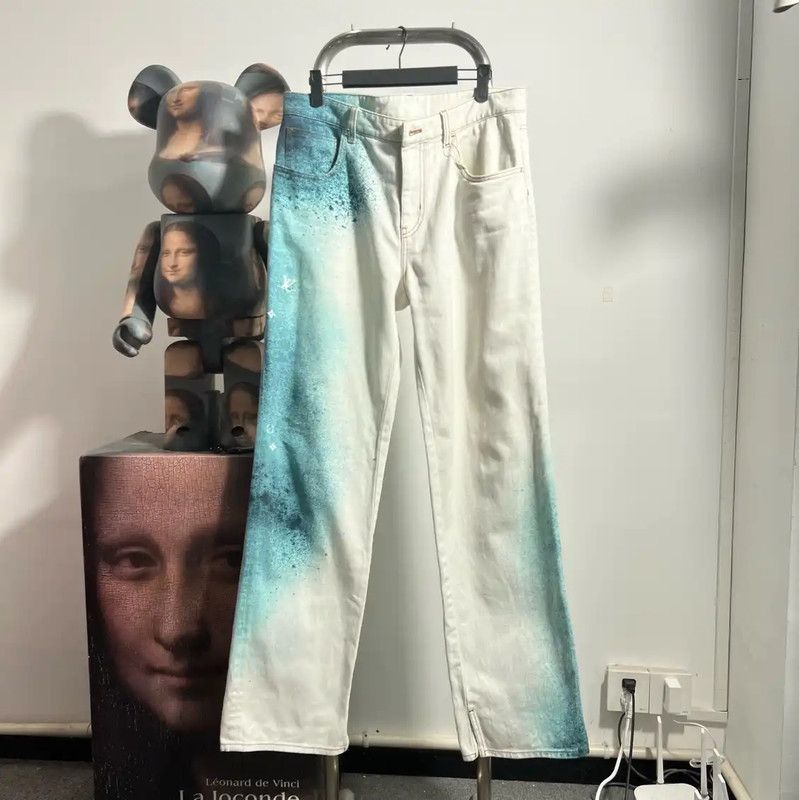 Louis Vuitton Louis Vuitton White Casual Pants for Men 0089 Size US 30 / EU 46 - 1 Thumbnail