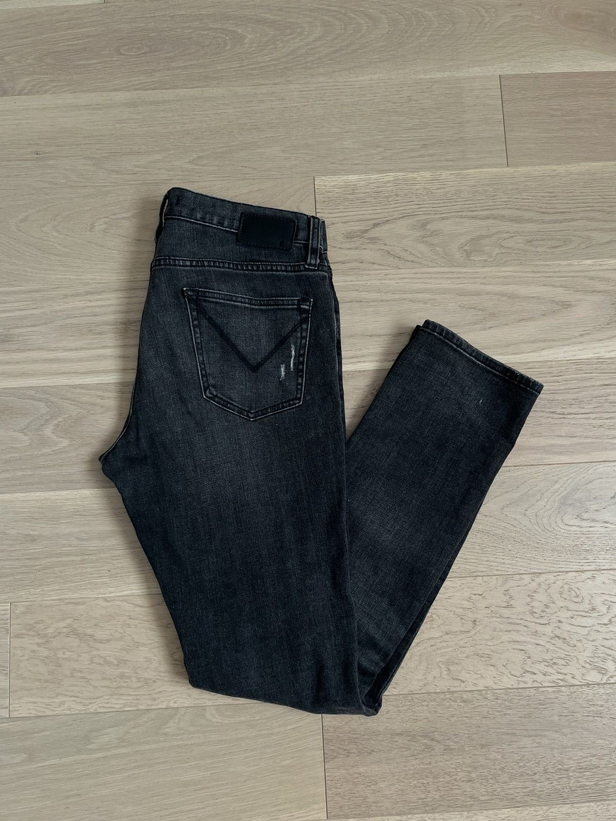 John Varvatos Wight Skinny. Size 30 Size US 30 / EU 46 - 10 Thumbnail