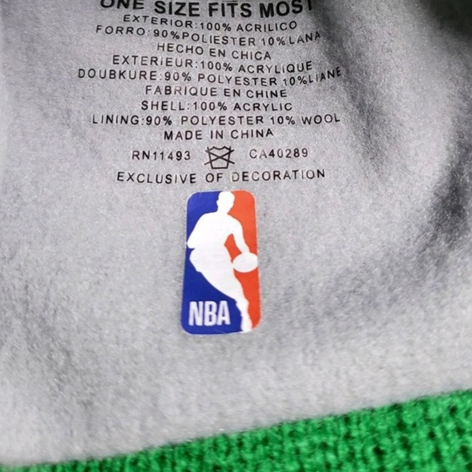 Other NWT Boston Celtics NBA Sports Pom Knit Beanie Fleece Lining Size ONE SIZE - 4 Thumbnail