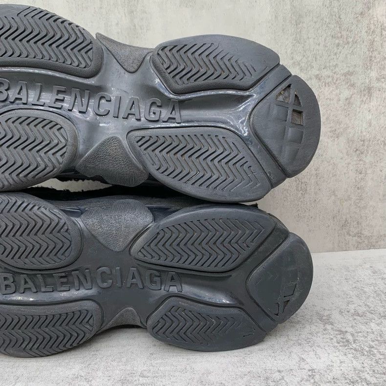 Balenciaga balenciaga triples black dad shoes Size US 10 / EU 43 - 9 Thumbnail