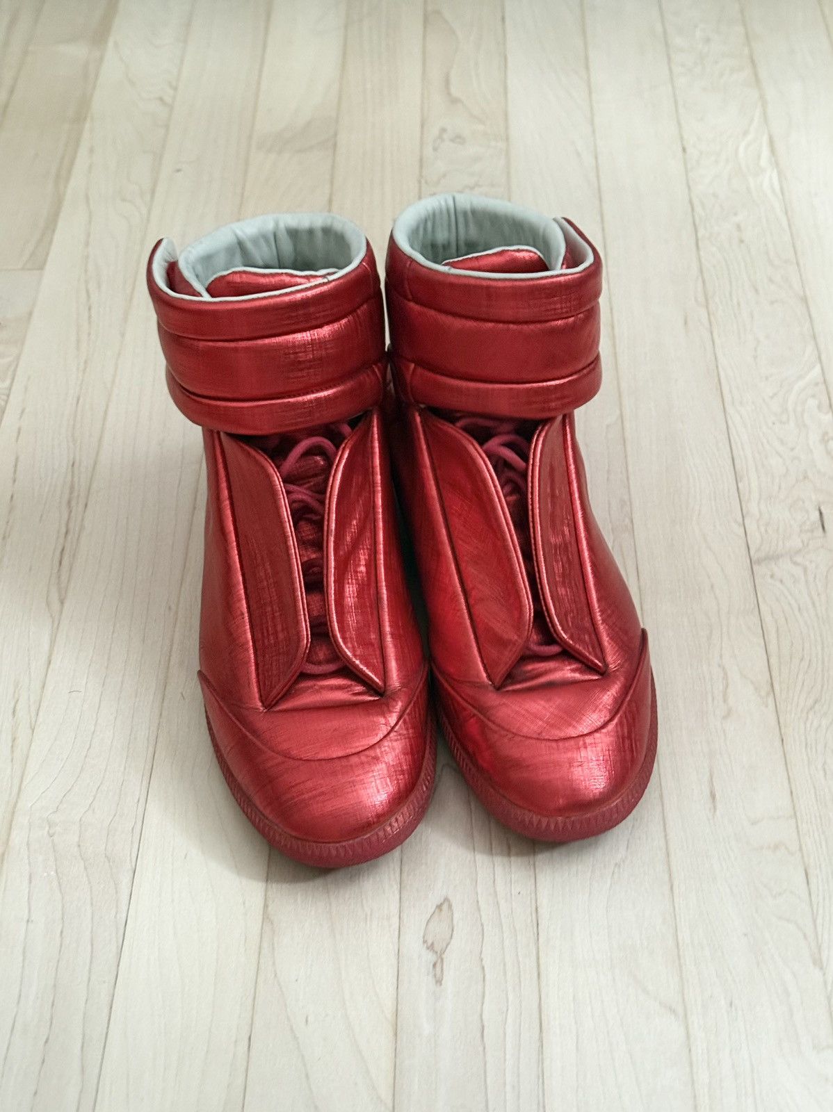 Maison Margiela Maison Margiela Future High Top Sneakers Red Metallic 10 43 Size US 10 / EU 43 - 2 Thumbnail