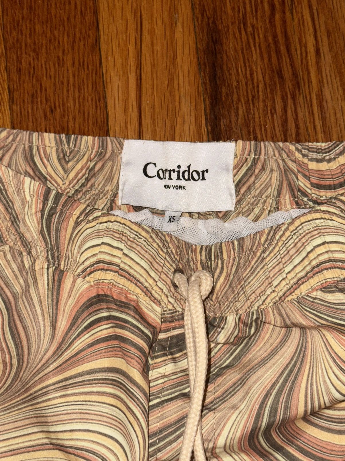 Corridor corridor swim trunks xs coral Size US 28 / EU 44 - 3 Thumbnail