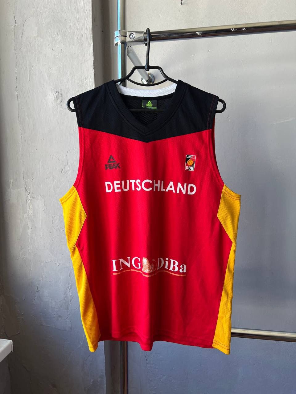 Sports Specialties 2024/25 DBB DEUTSCHLAND GERMANY TEAM PEAK BASKETBALL JERSEY Size US S / EU 44-46 / 1 - 2 Thumbnail