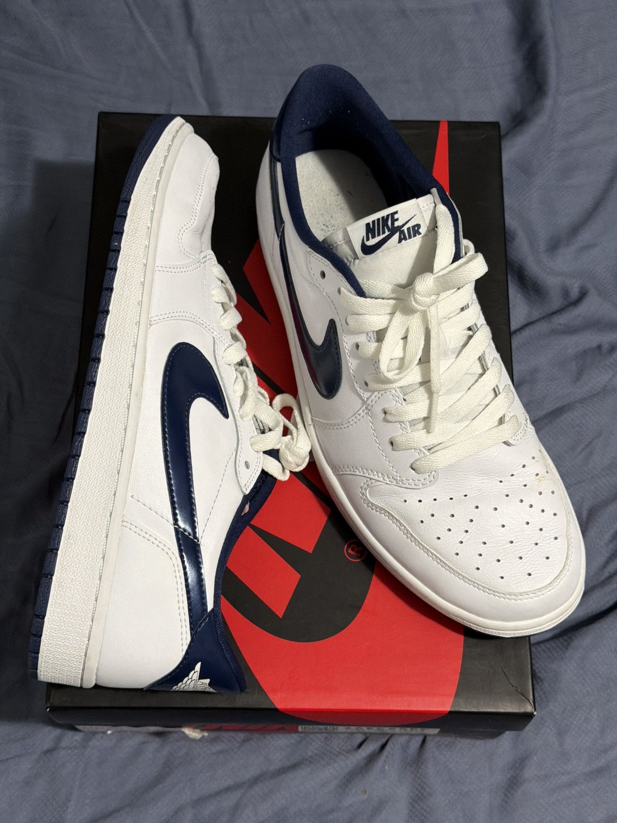 Jordan Brand Nike Air Jordan 1 Low '85 "Metallic Navy" Size US 11 / EU 44 - 1 Thumbnail