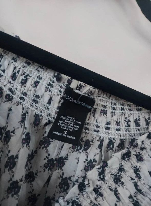Victoria's Secret Moda International / Victoria's Secret dress S Size S / US 4 / IT 40 - 3 Thumbnail