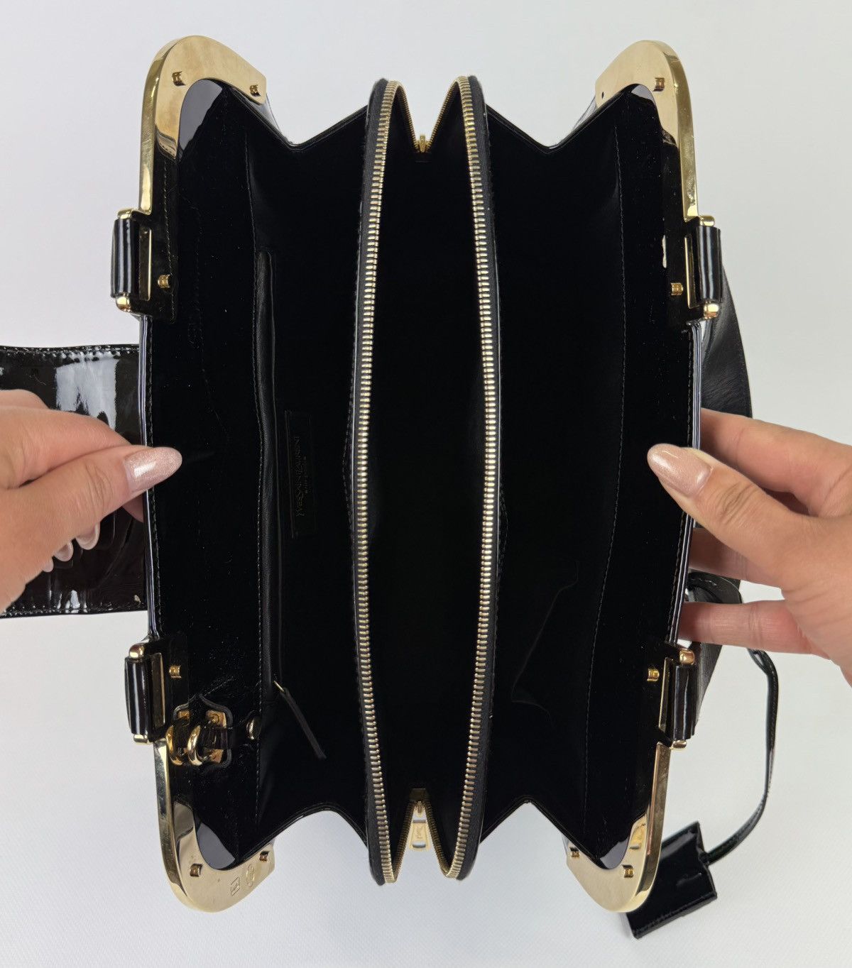 Yves Saint Laurent Yves Saint Laurent Black Patent Leather Uptown Satchel Bag Size ONE SIZE - 10 Thumbnail